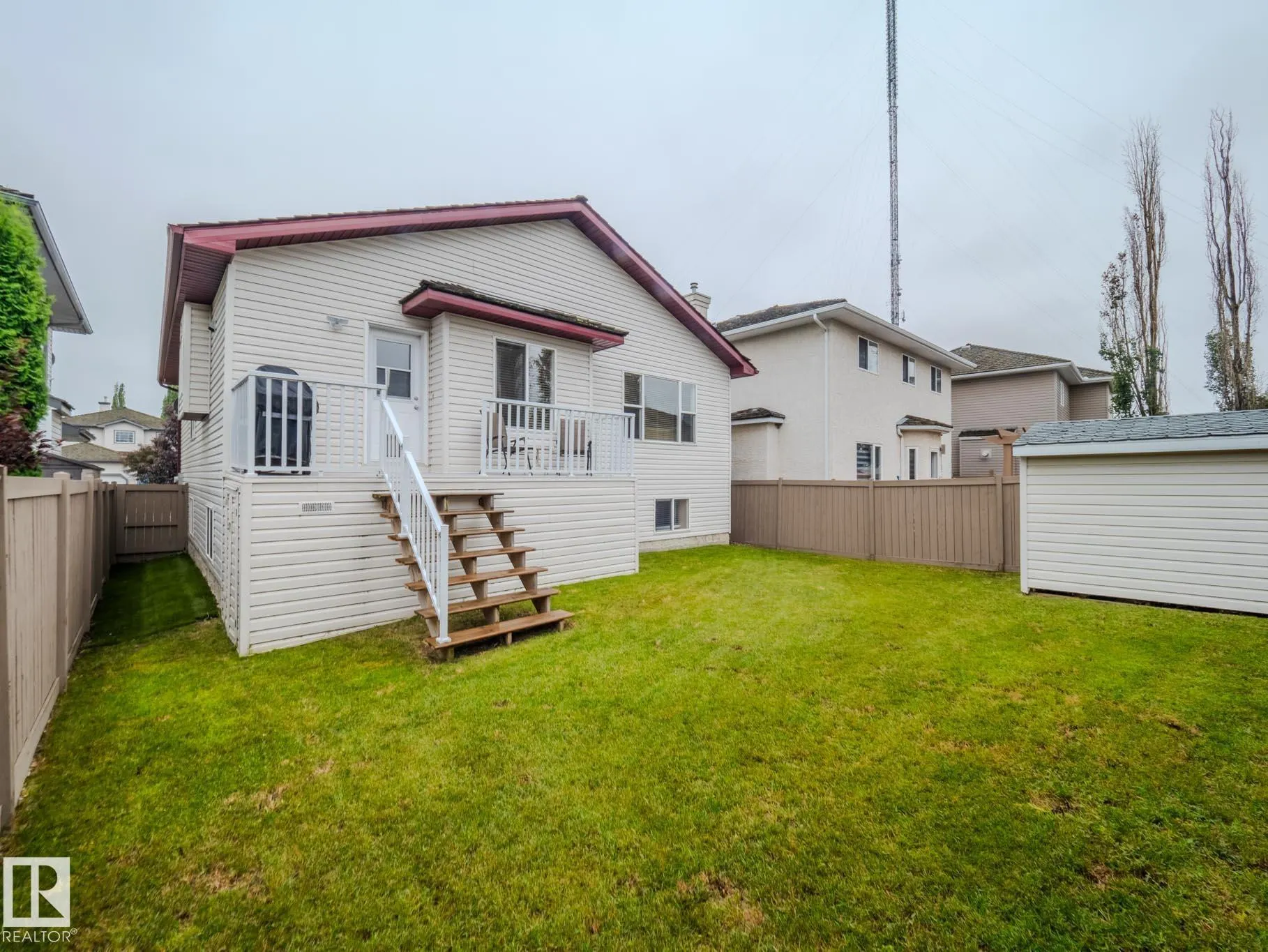 212 NEWCASTLE Crescent