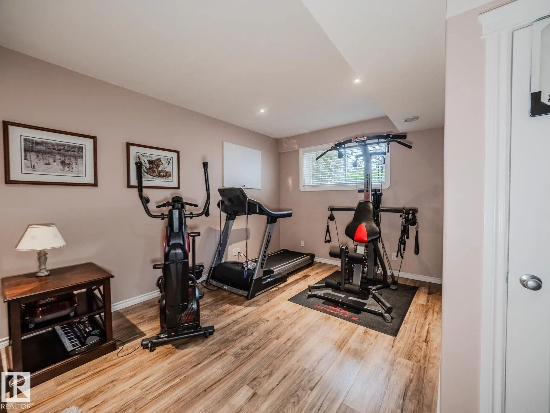 212 NEWCASTLE Crescent