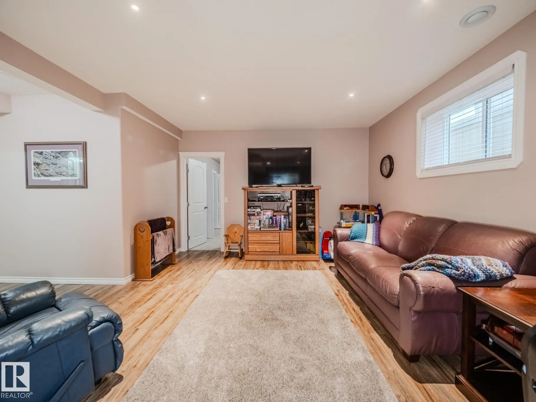 212 NEWCASTLE Crescent