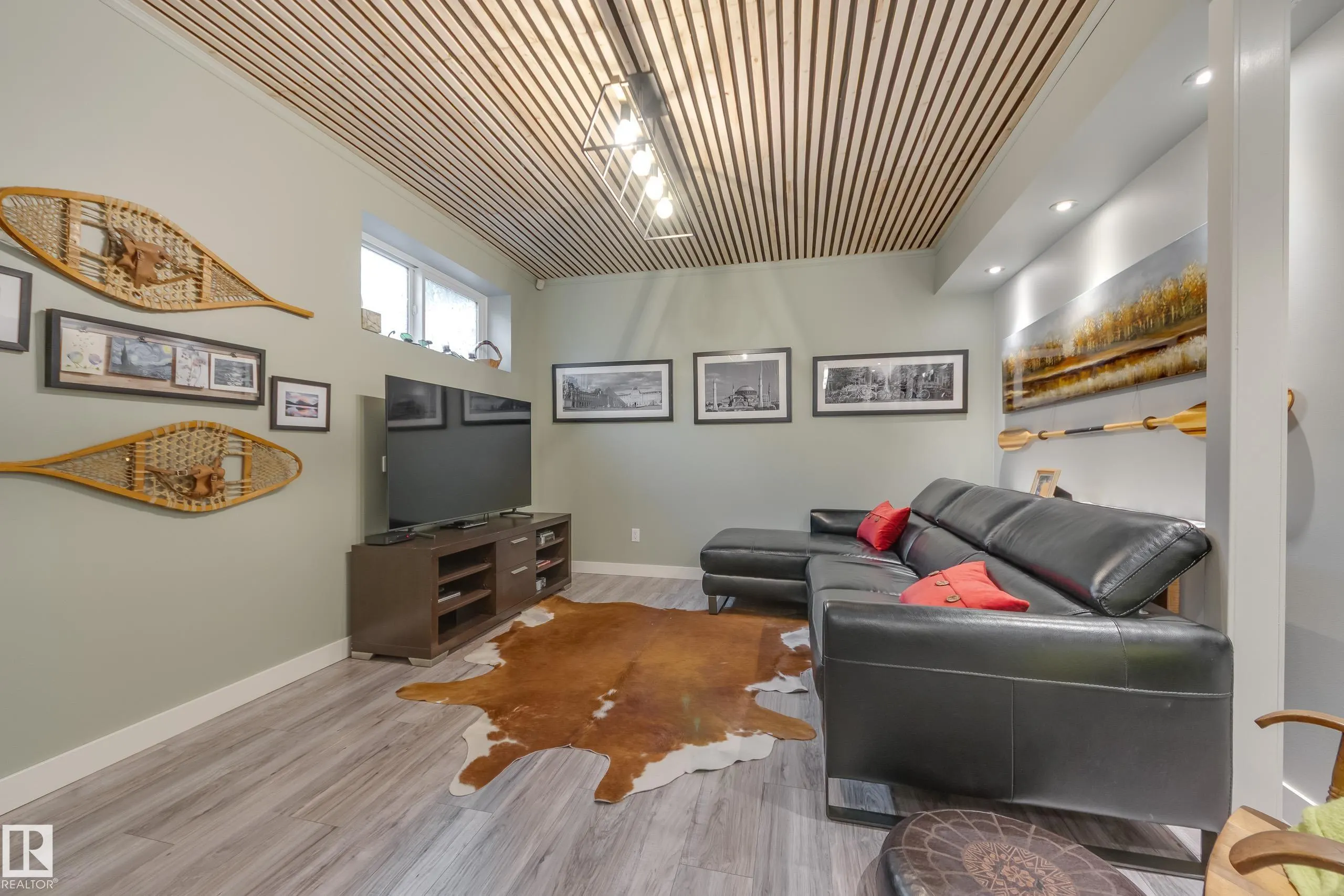 3721 PARKER Court