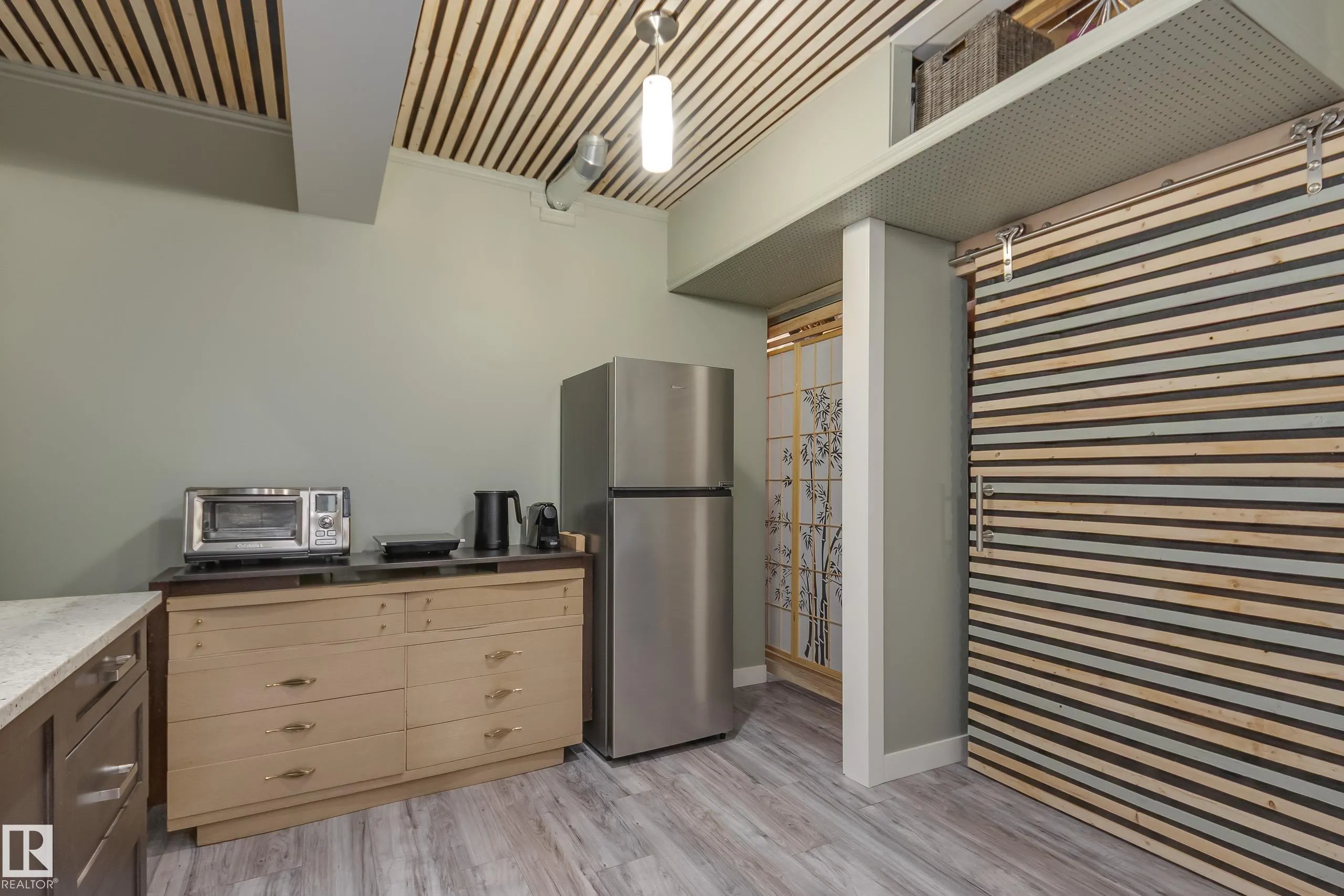 3721 PARKER Court