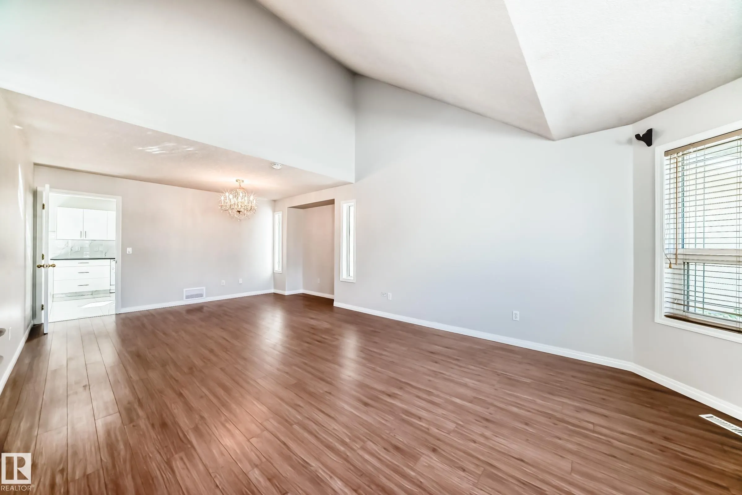 9311 153 Street
