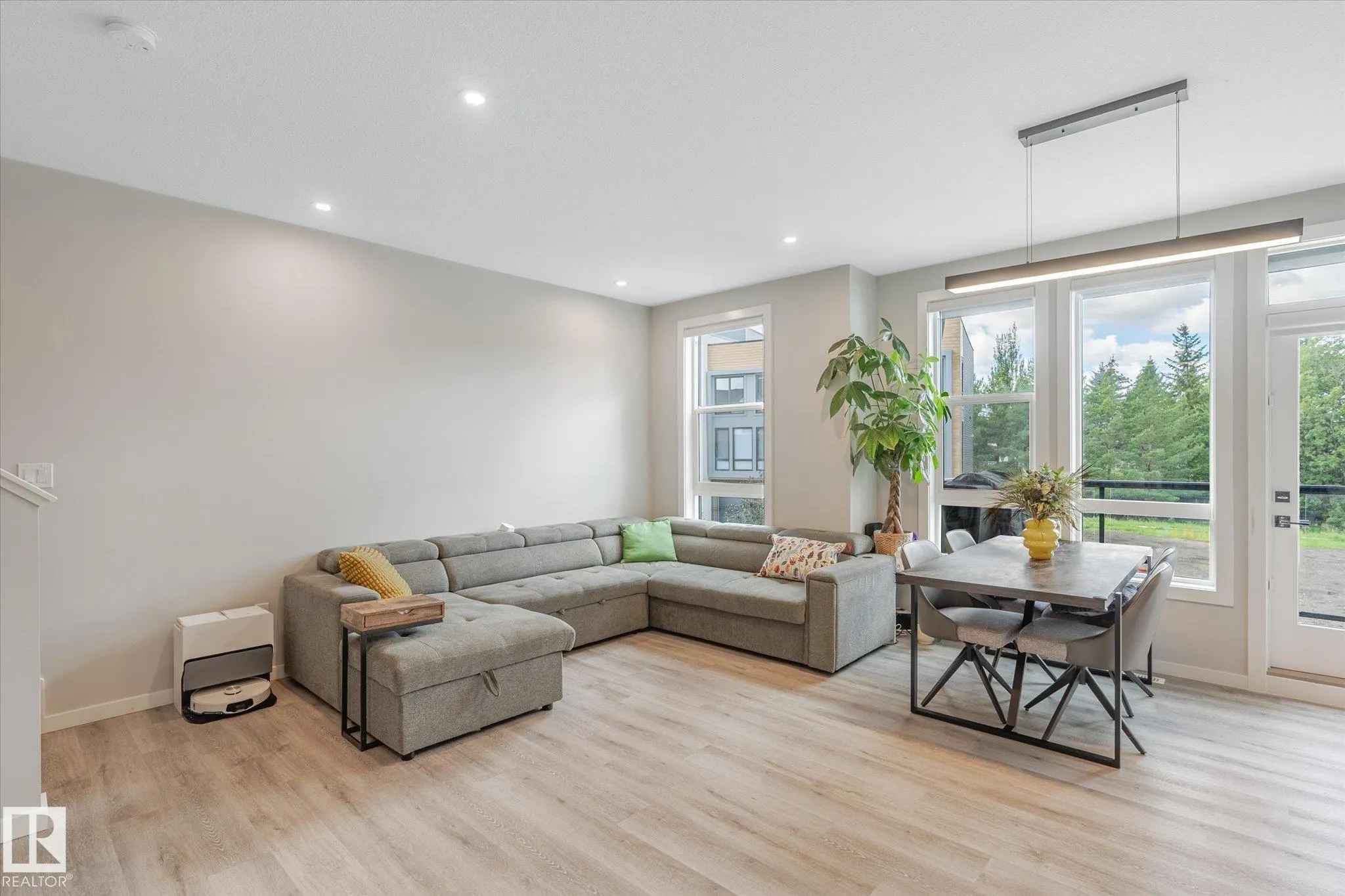 1304 RUTHERFORD Road