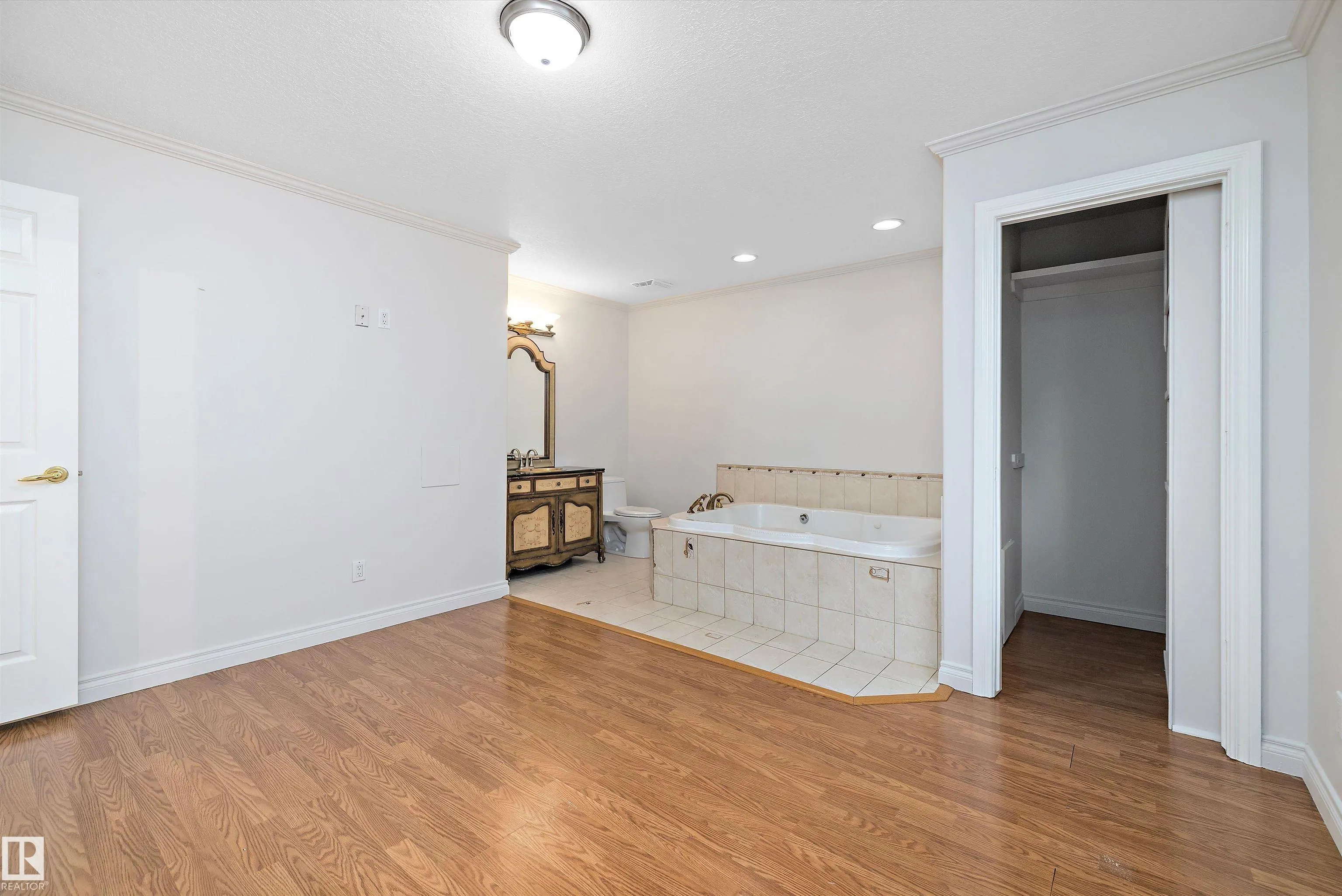 50 MCKEAN Way