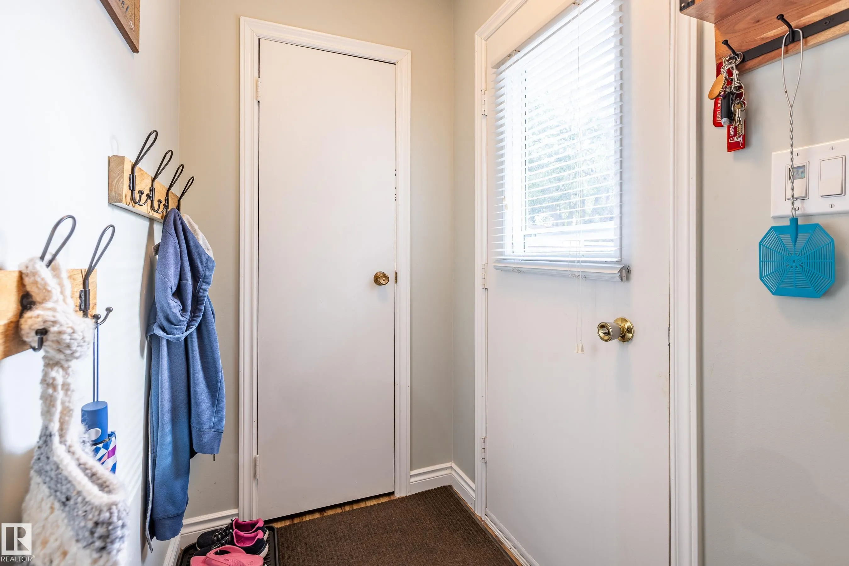 732 Grandin Drive