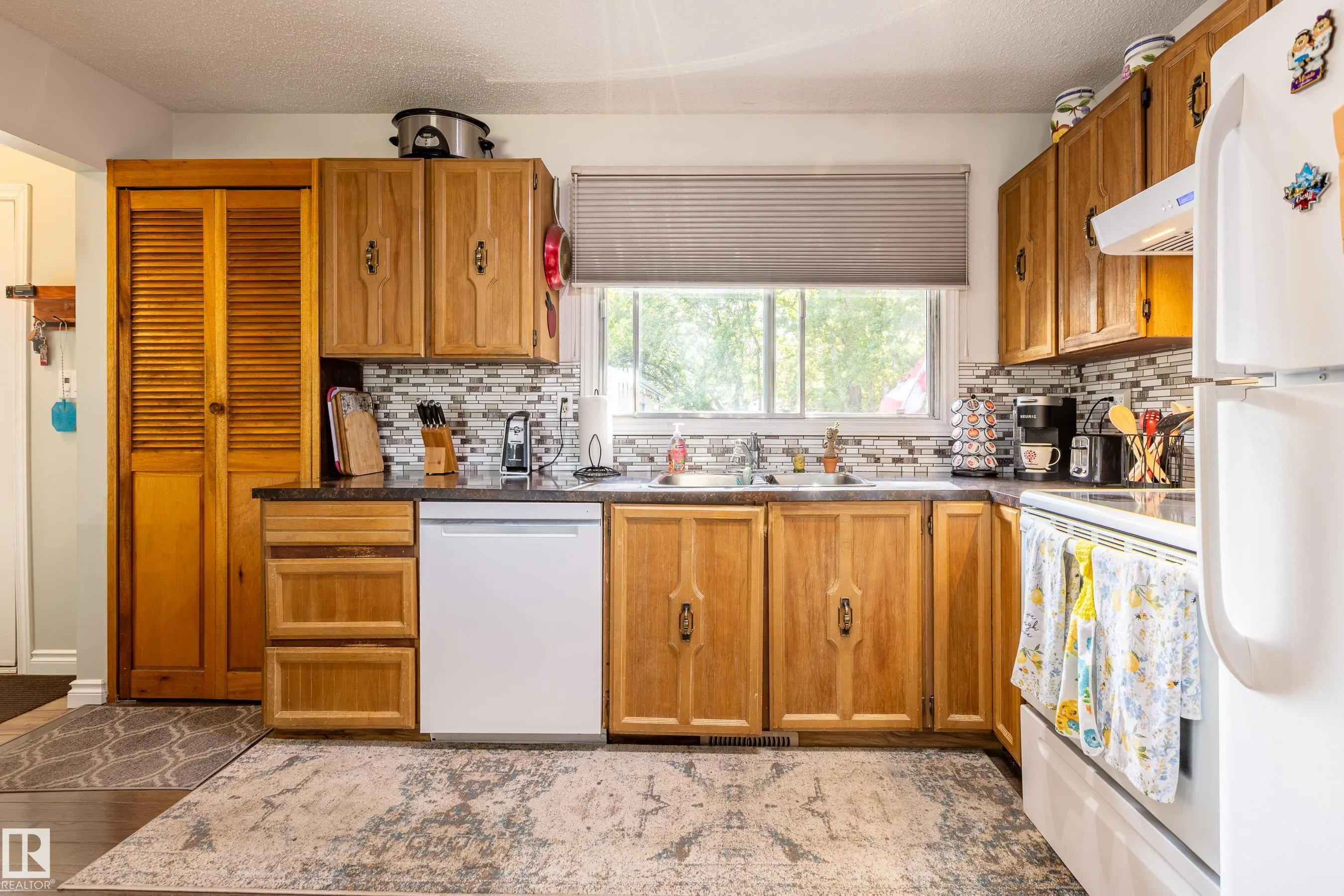 732 Grandin Drive
