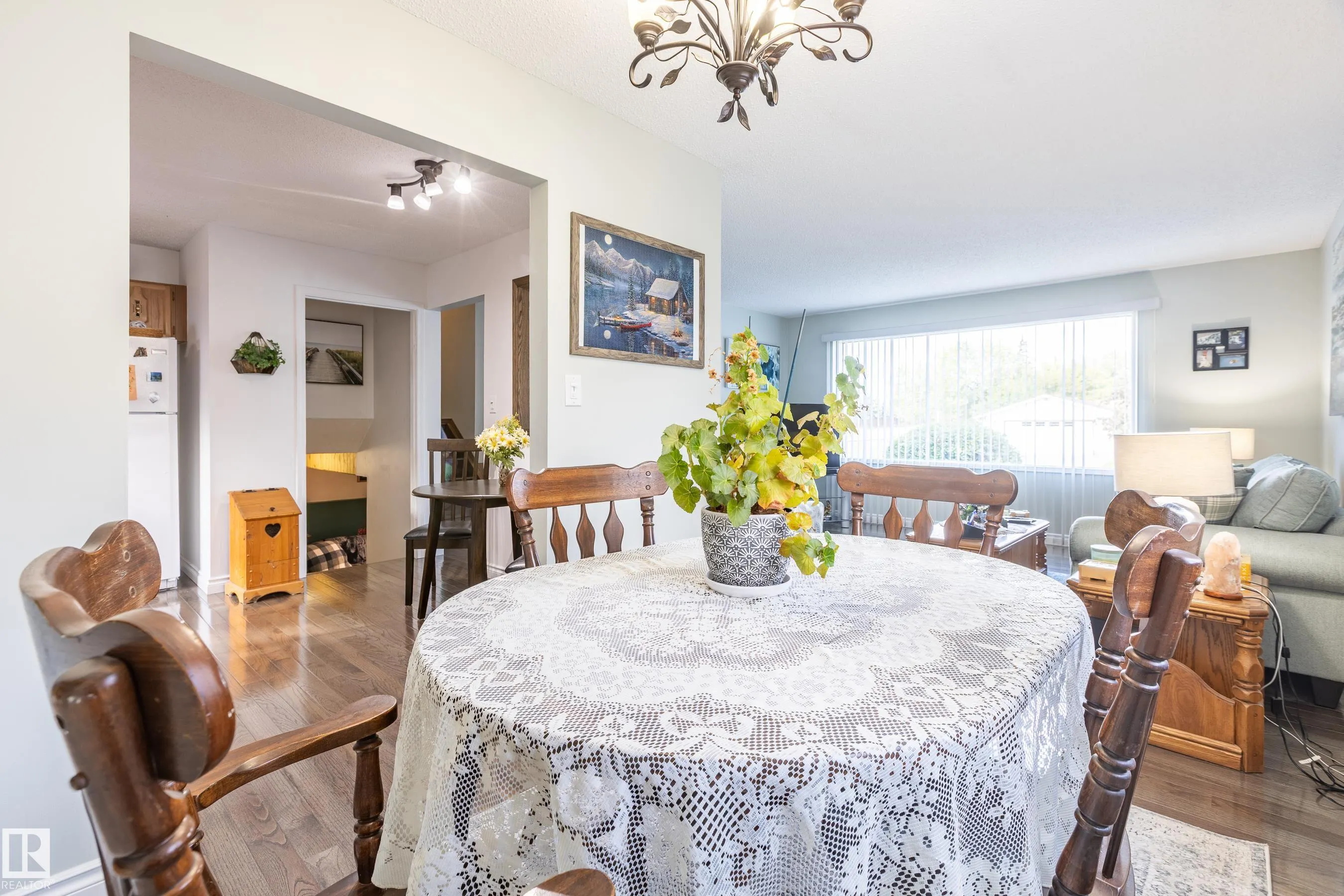 732 Grandin Drive
