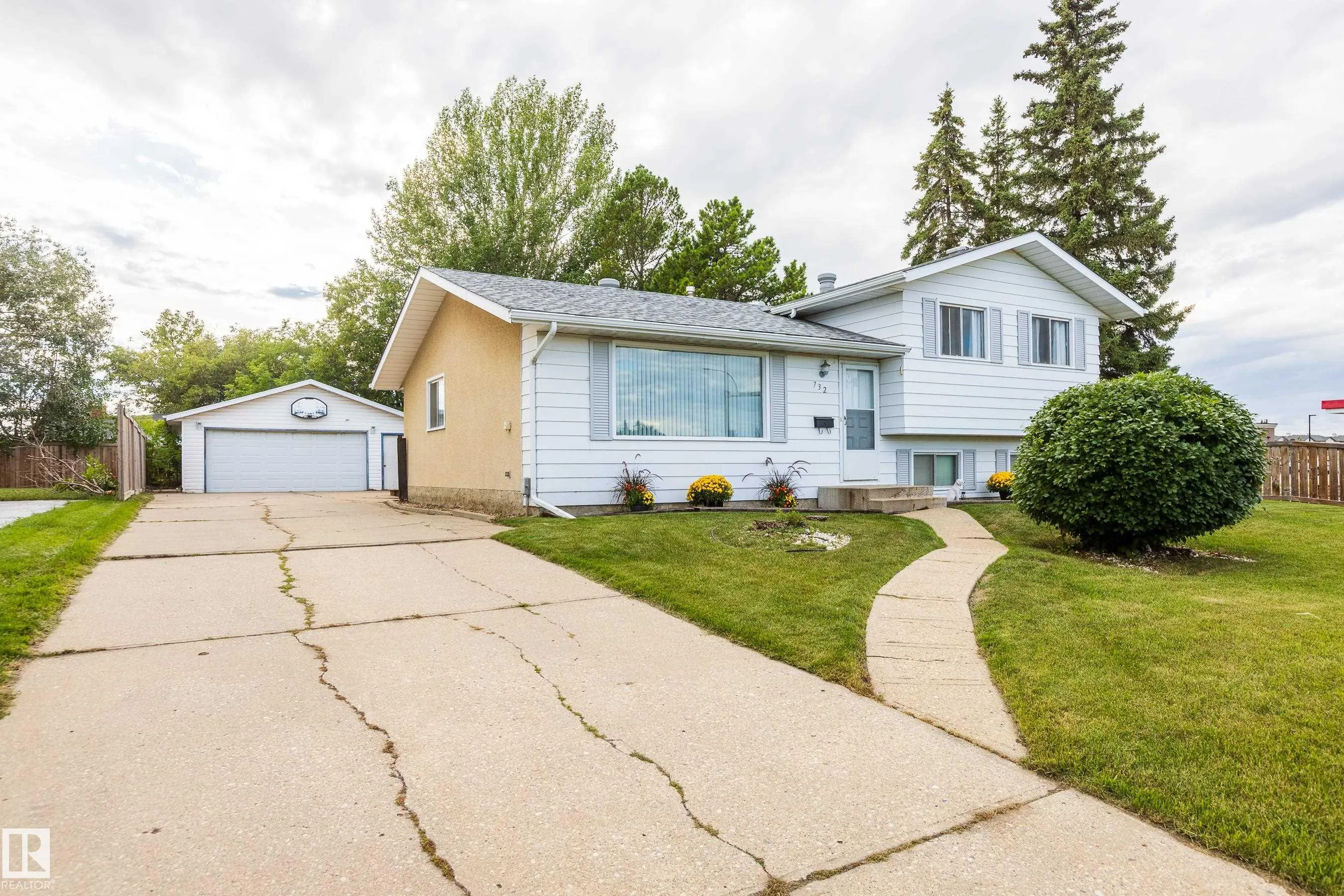 732 Grandin Drive