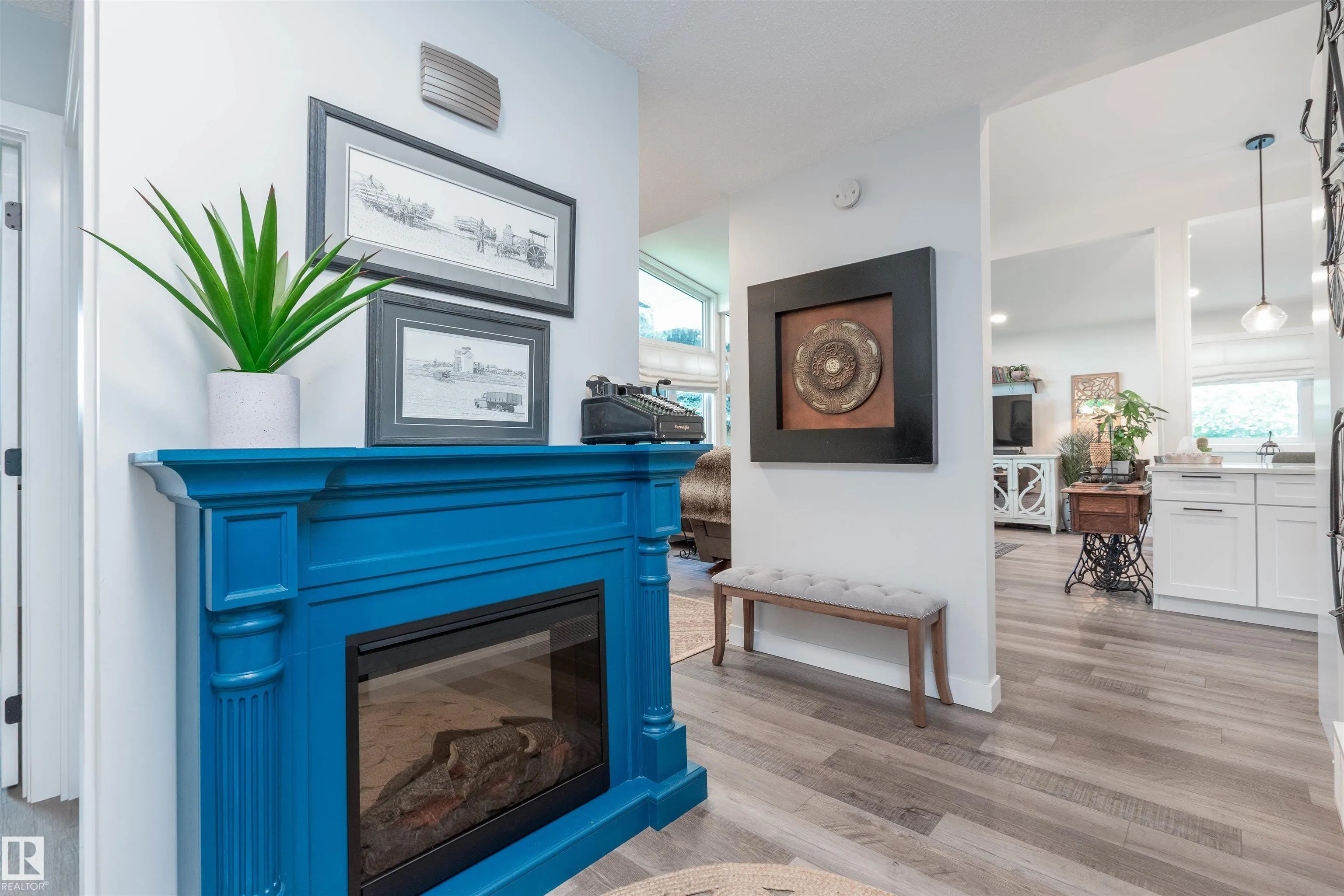 2 GLENWOOD Drive