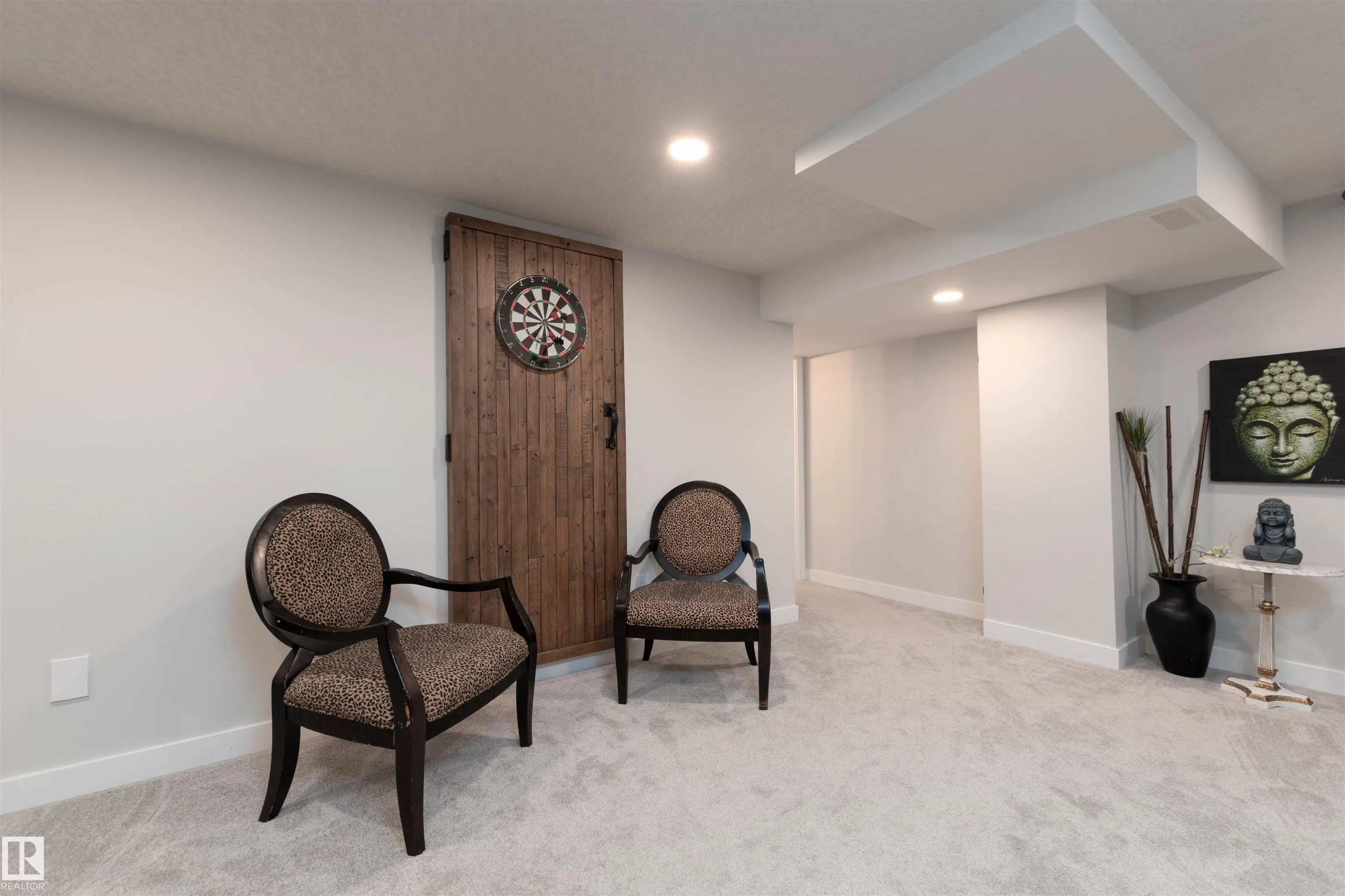 2 GLENWOOD Drive