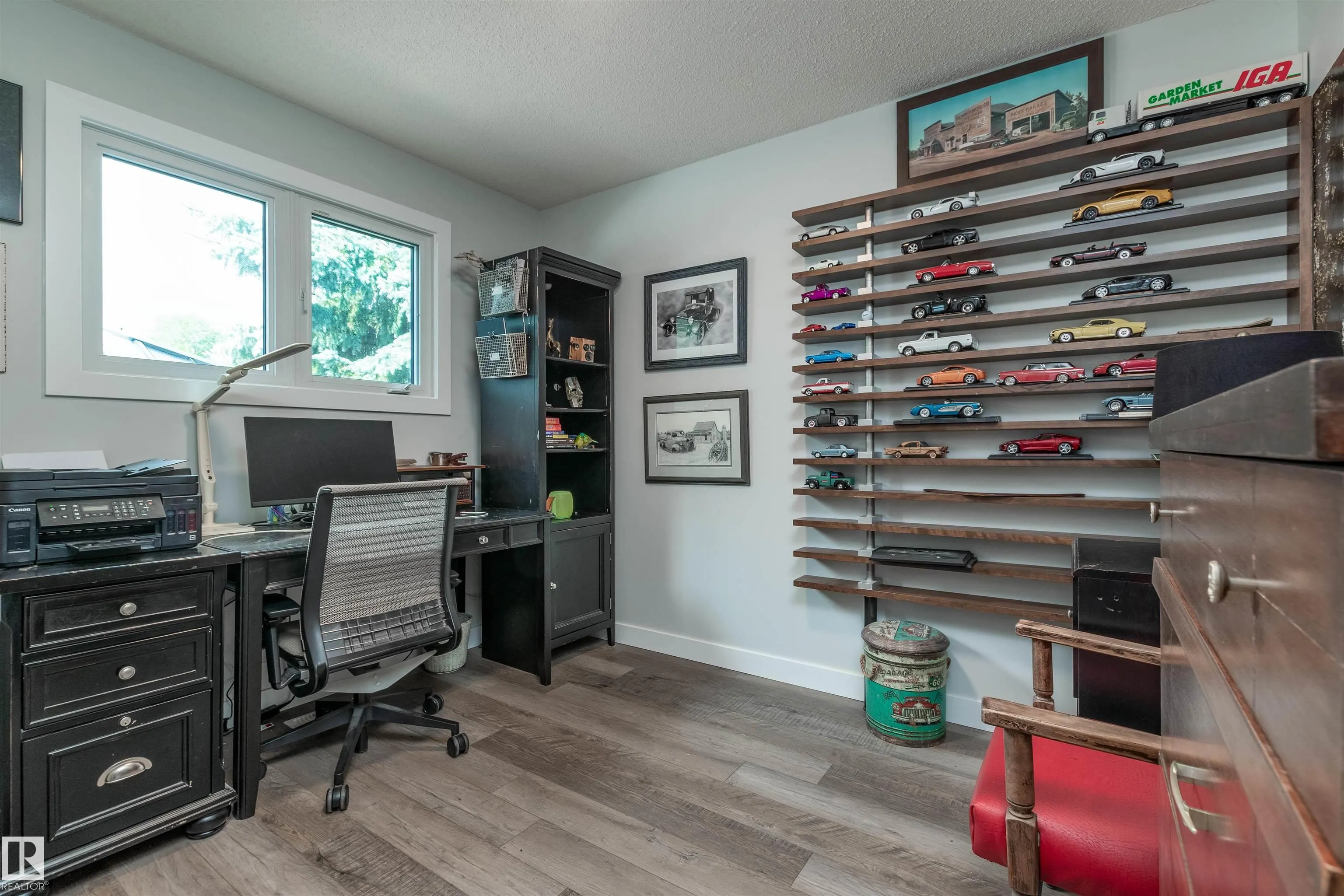 2 GLENWOOD Drive