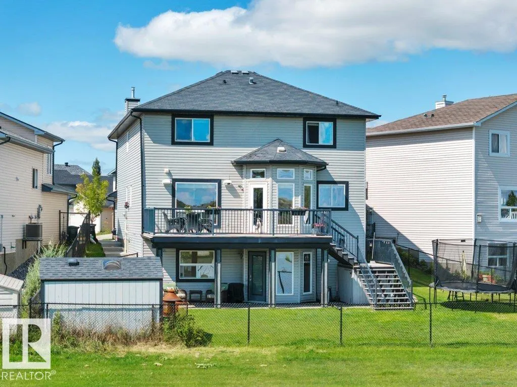 53 DOUGLAS Crescent