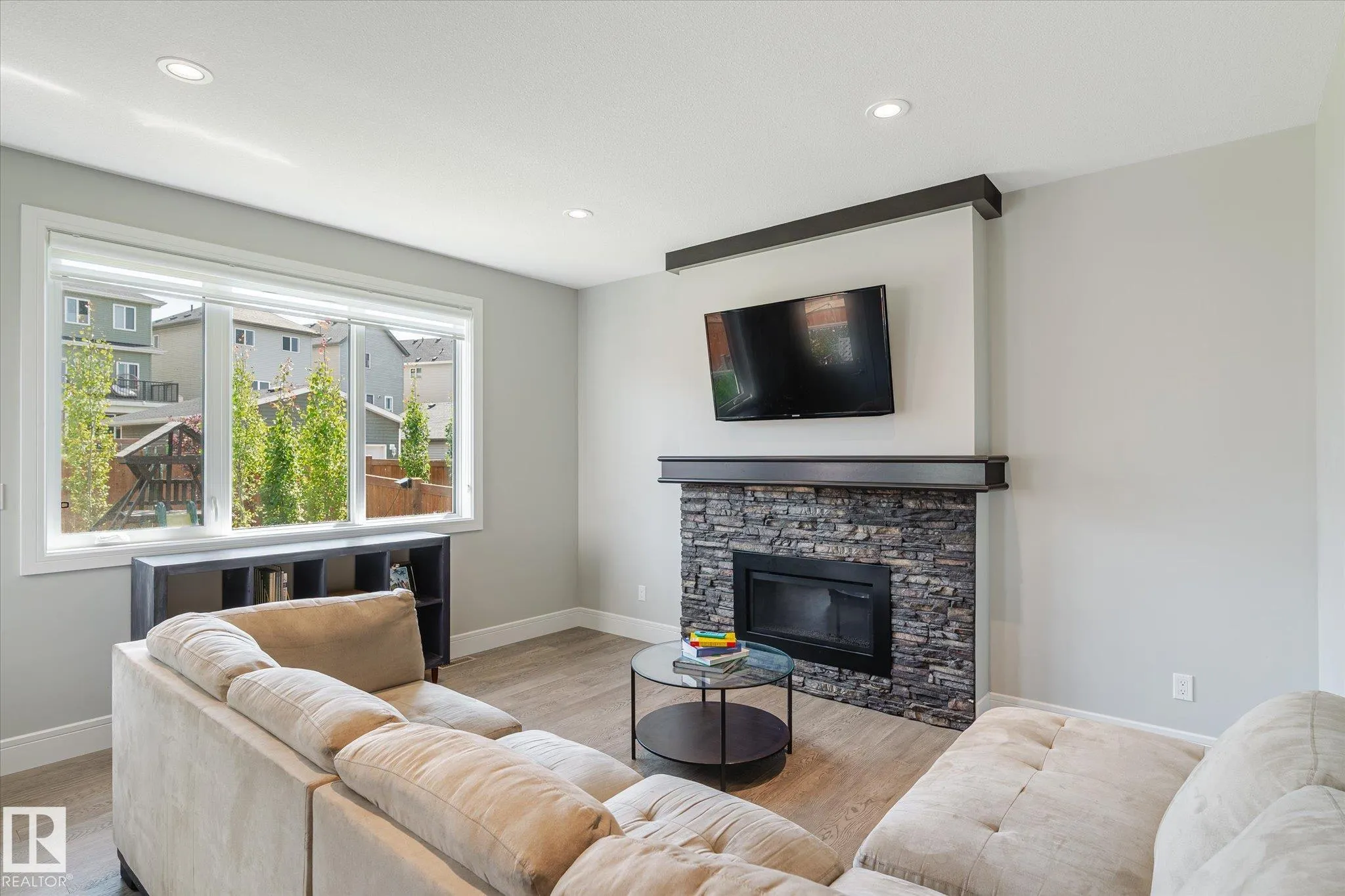 1266 PEREGRINE Terrace