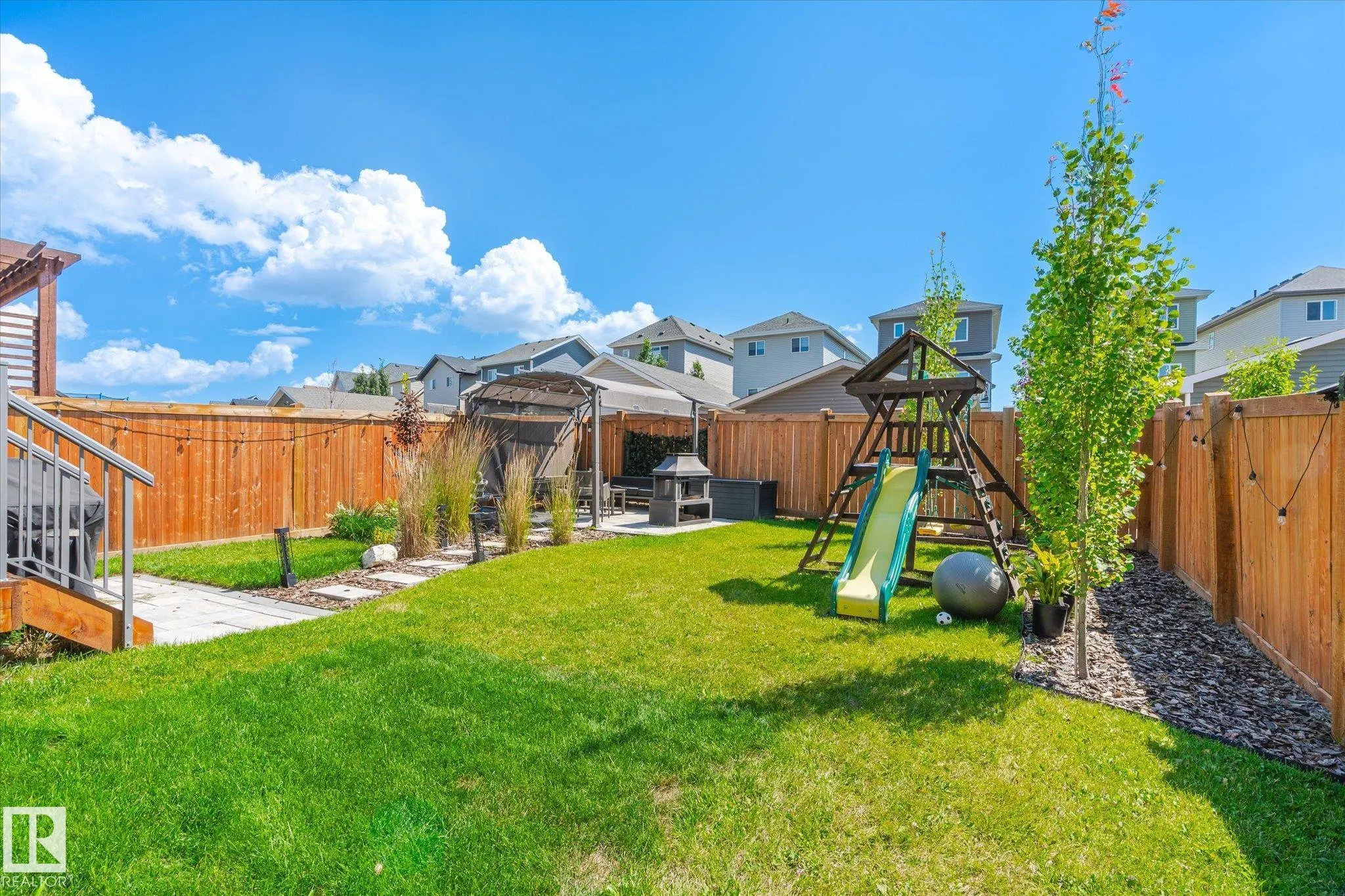 1266 PEREGRINE Terrace