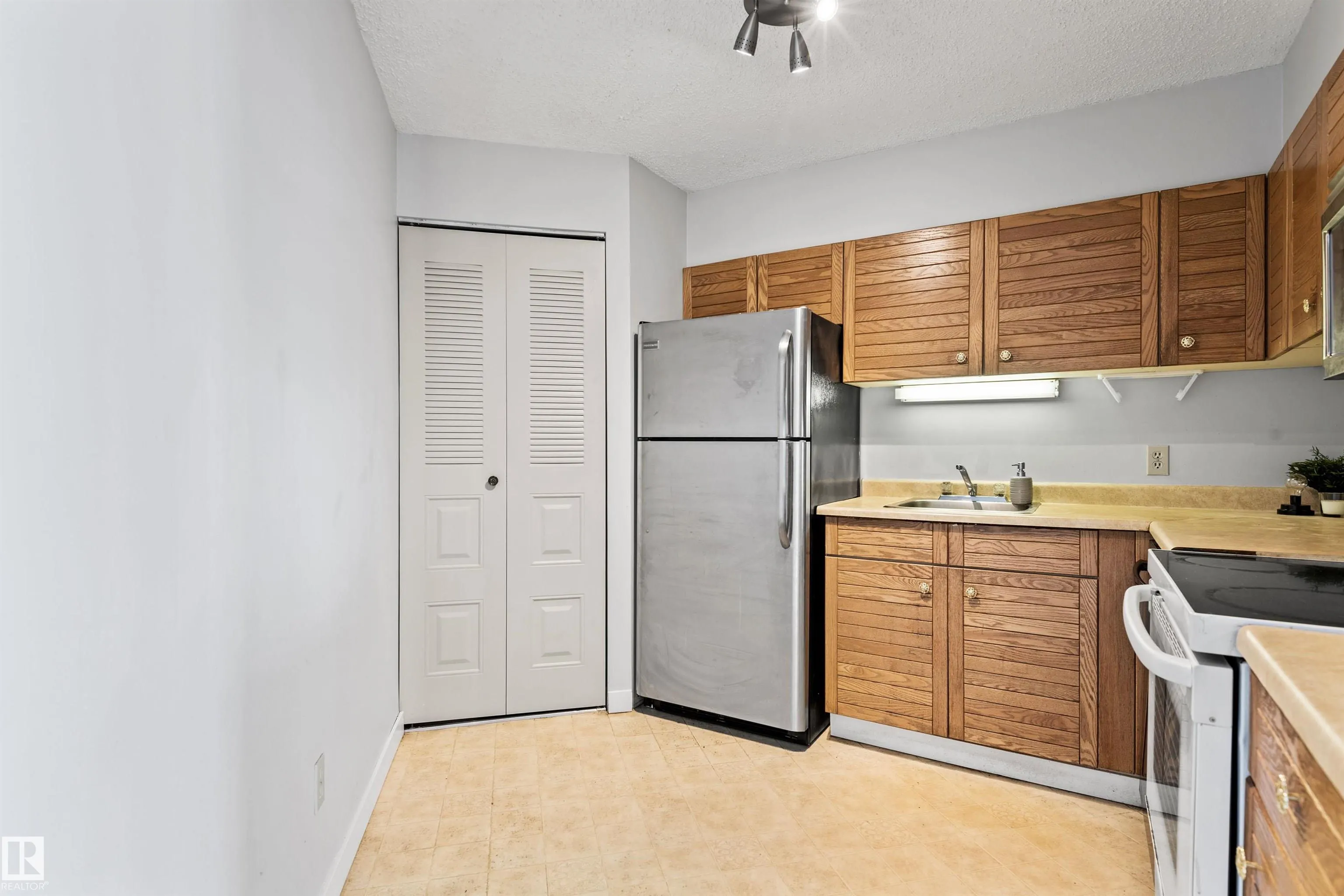 10149 SASKATCHEWAN Drive
