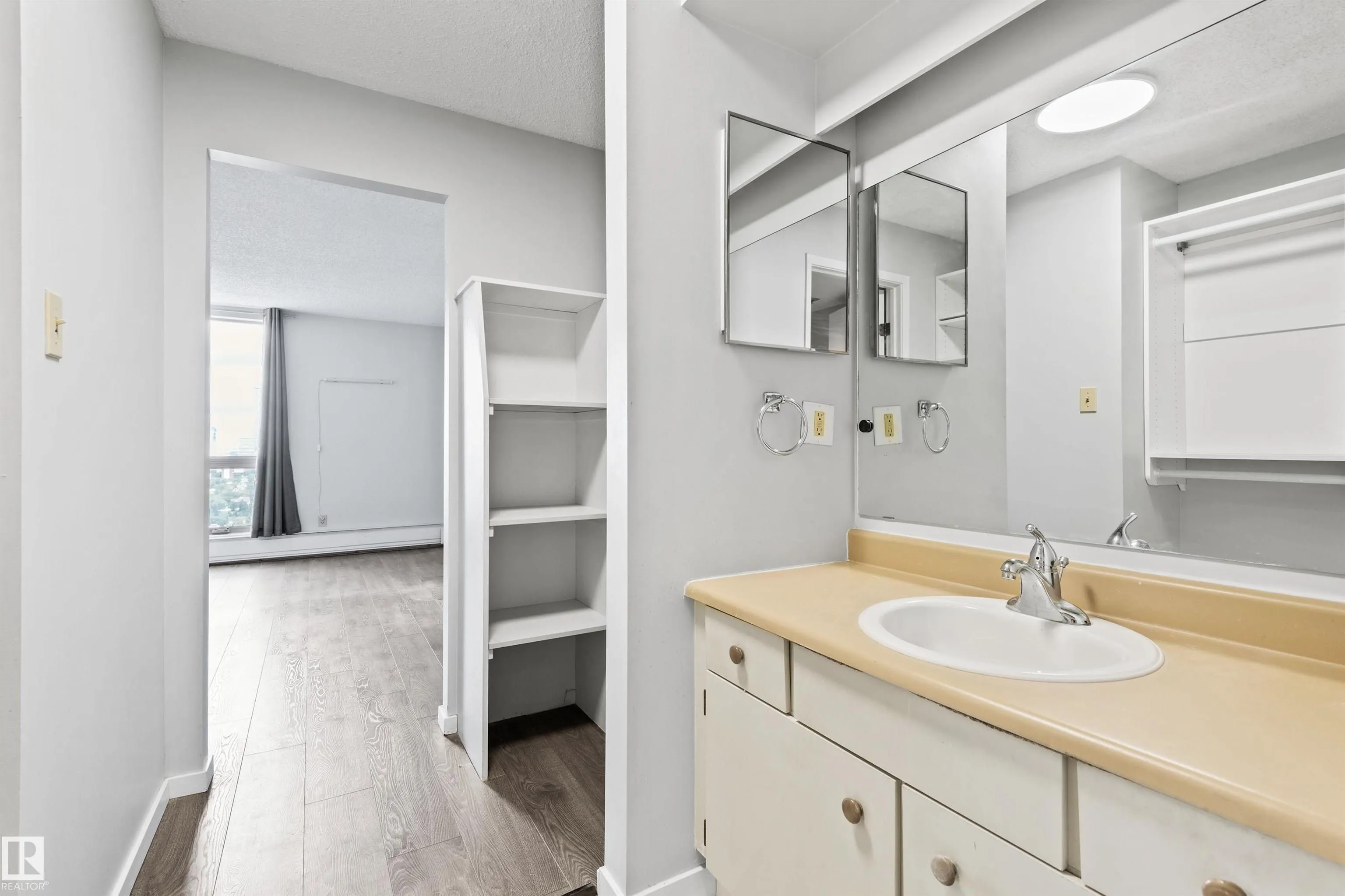10149 SASKATCHEWAN Drive