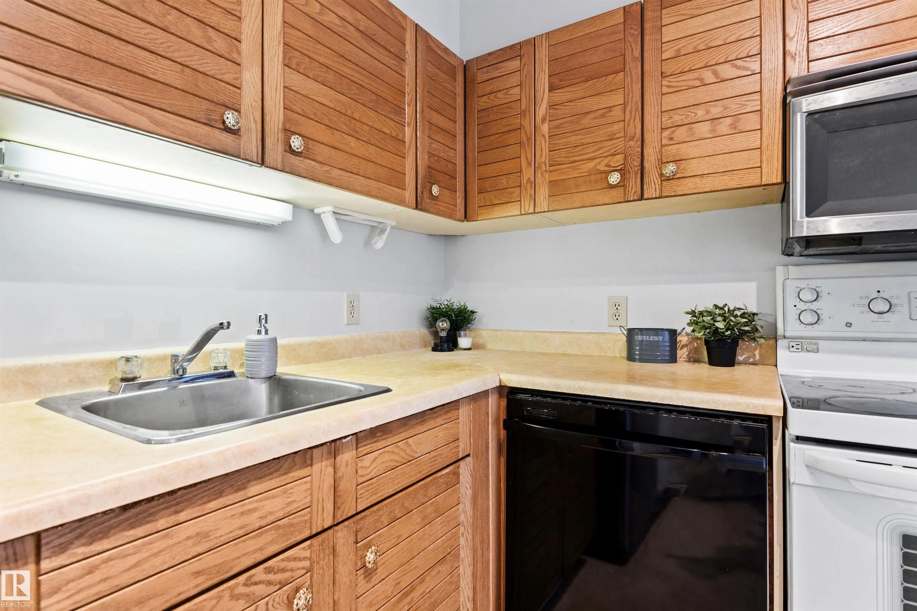 10149 SASKATCHEWAN Drive