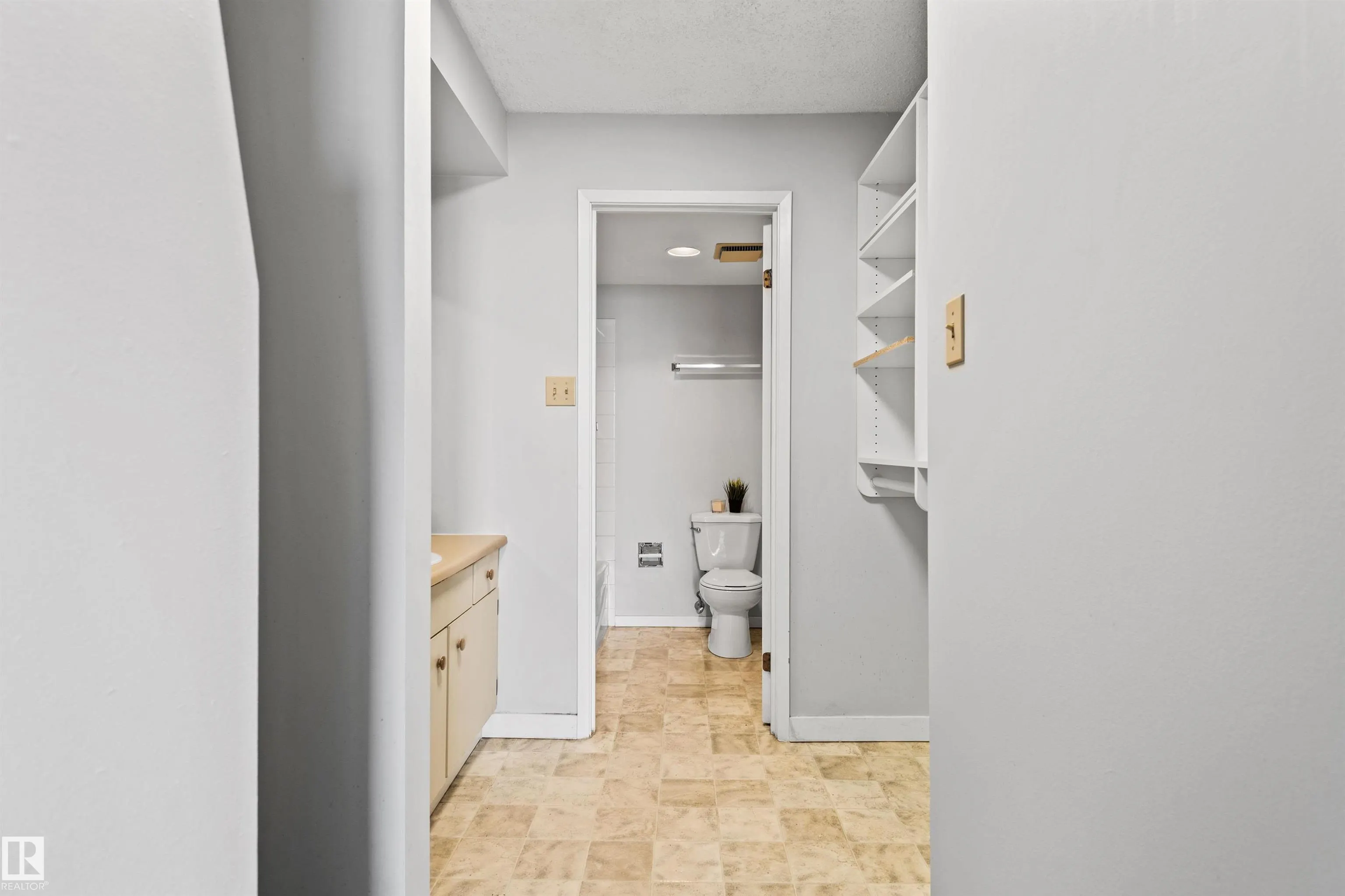 10149 SASKATCHEWAN Drive