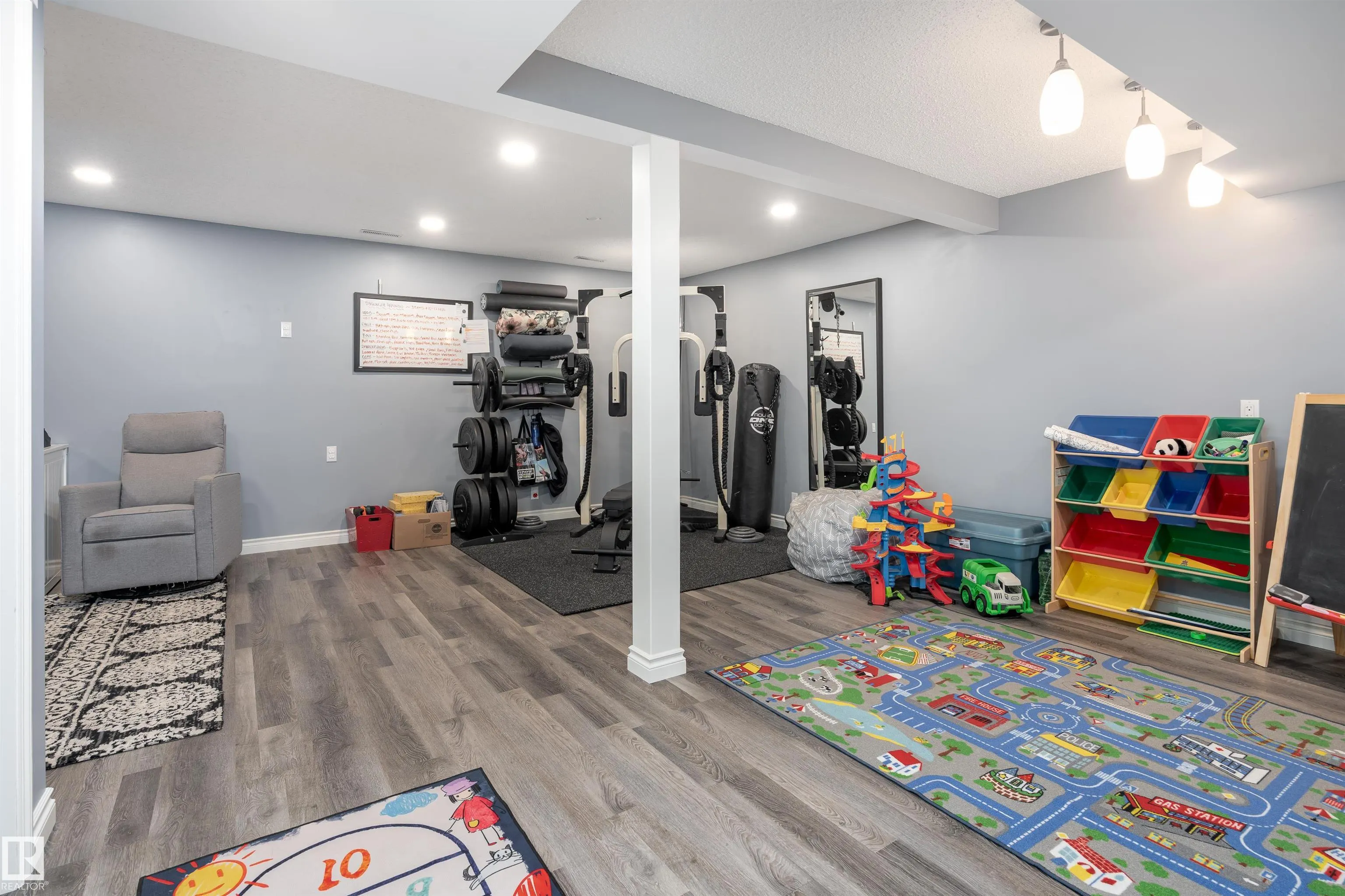20 WOODLAKE Road