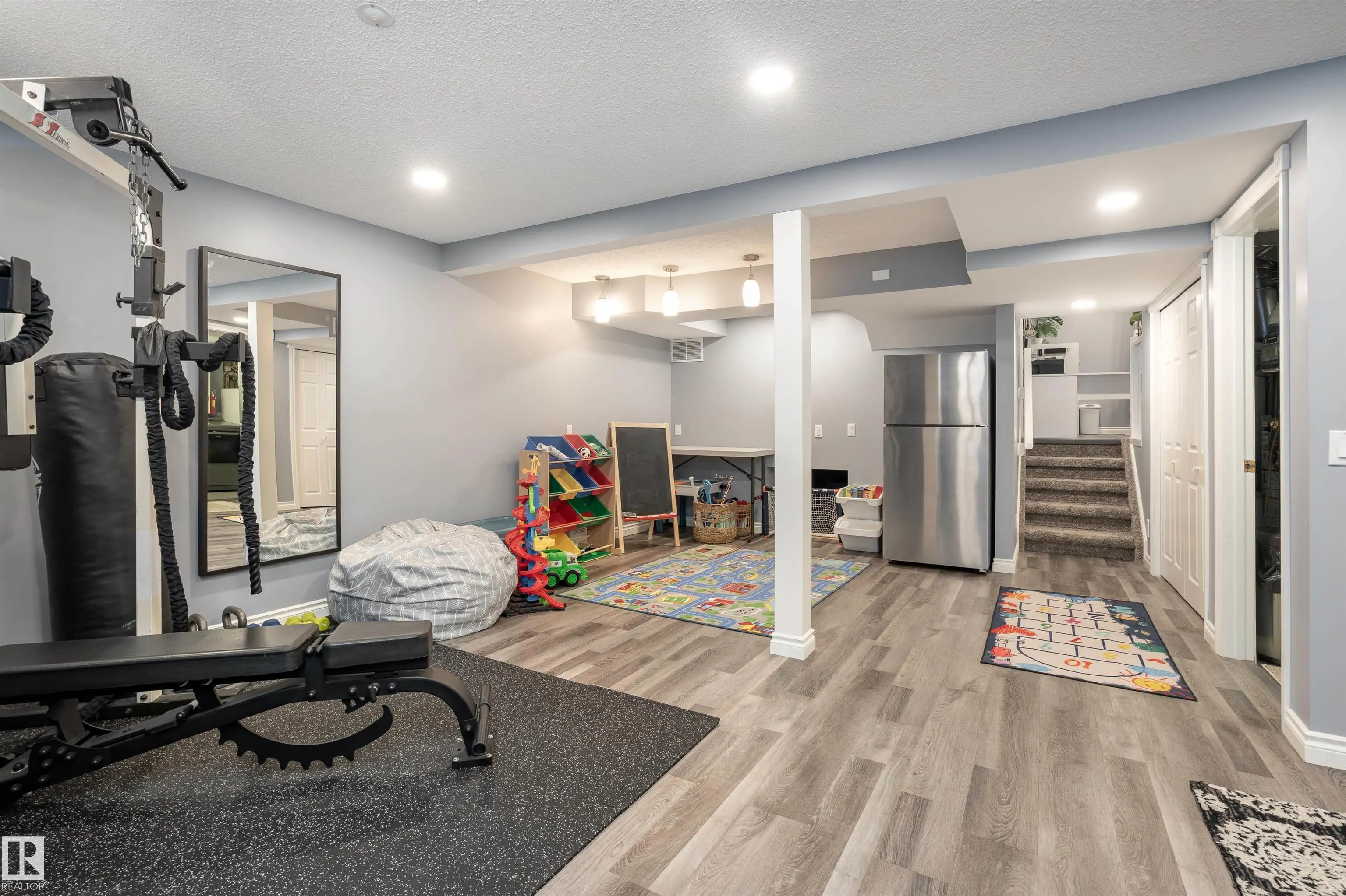 20 WOODLAKE Road