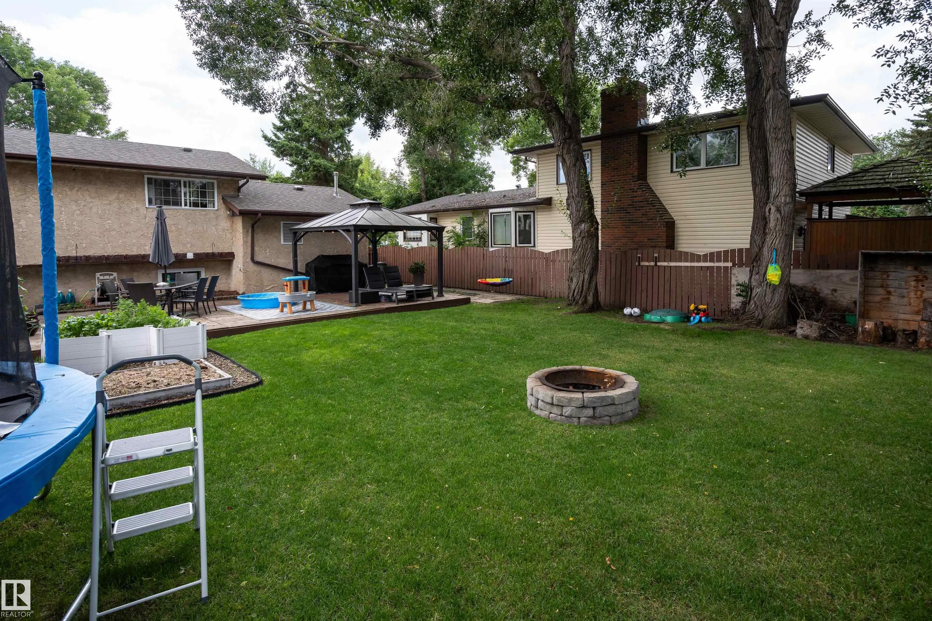 20 WOODLAKE Road