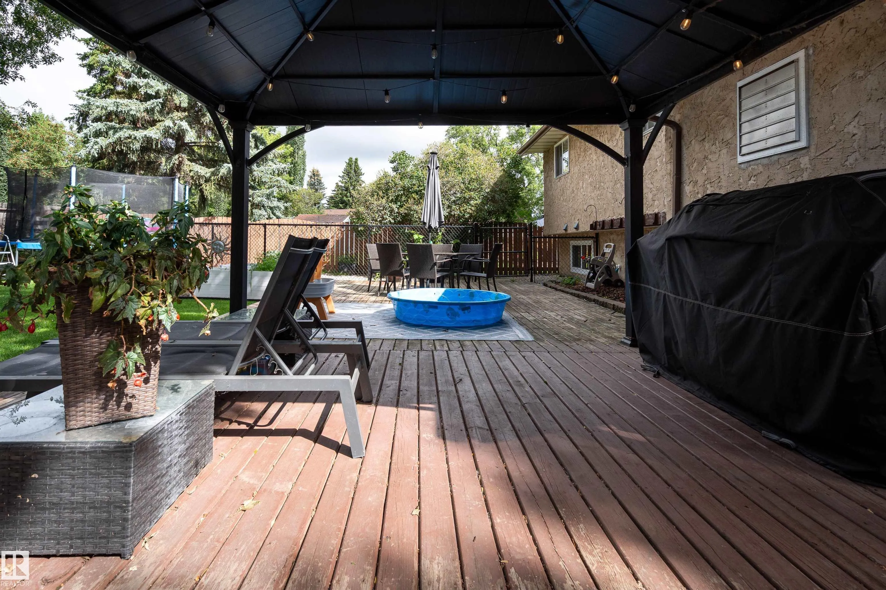 20 WOODLAKE Road