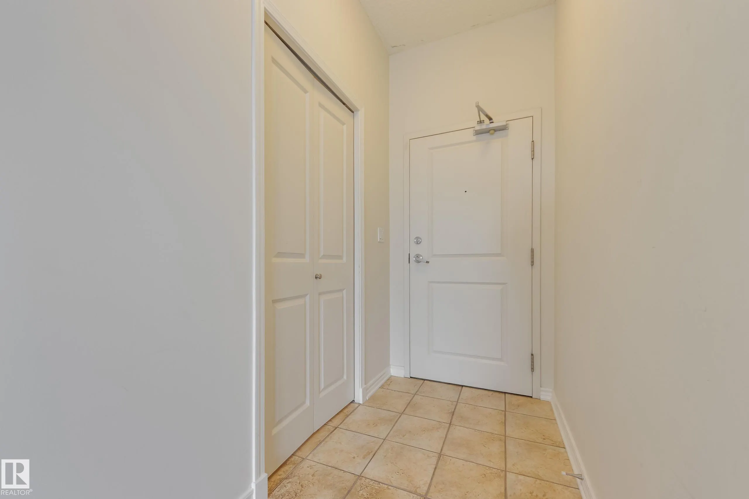 10180 104 Street