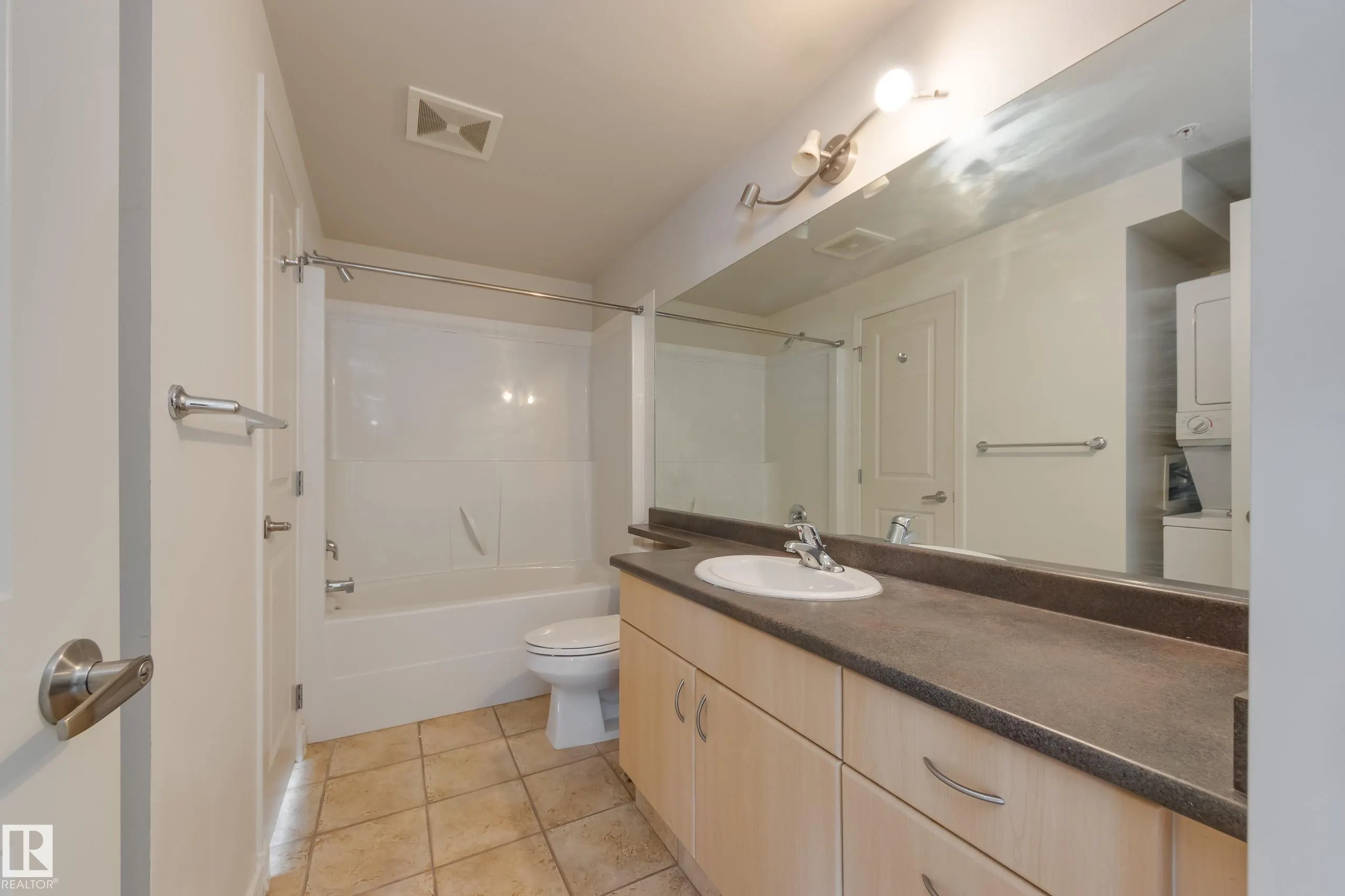 10180 104 Street