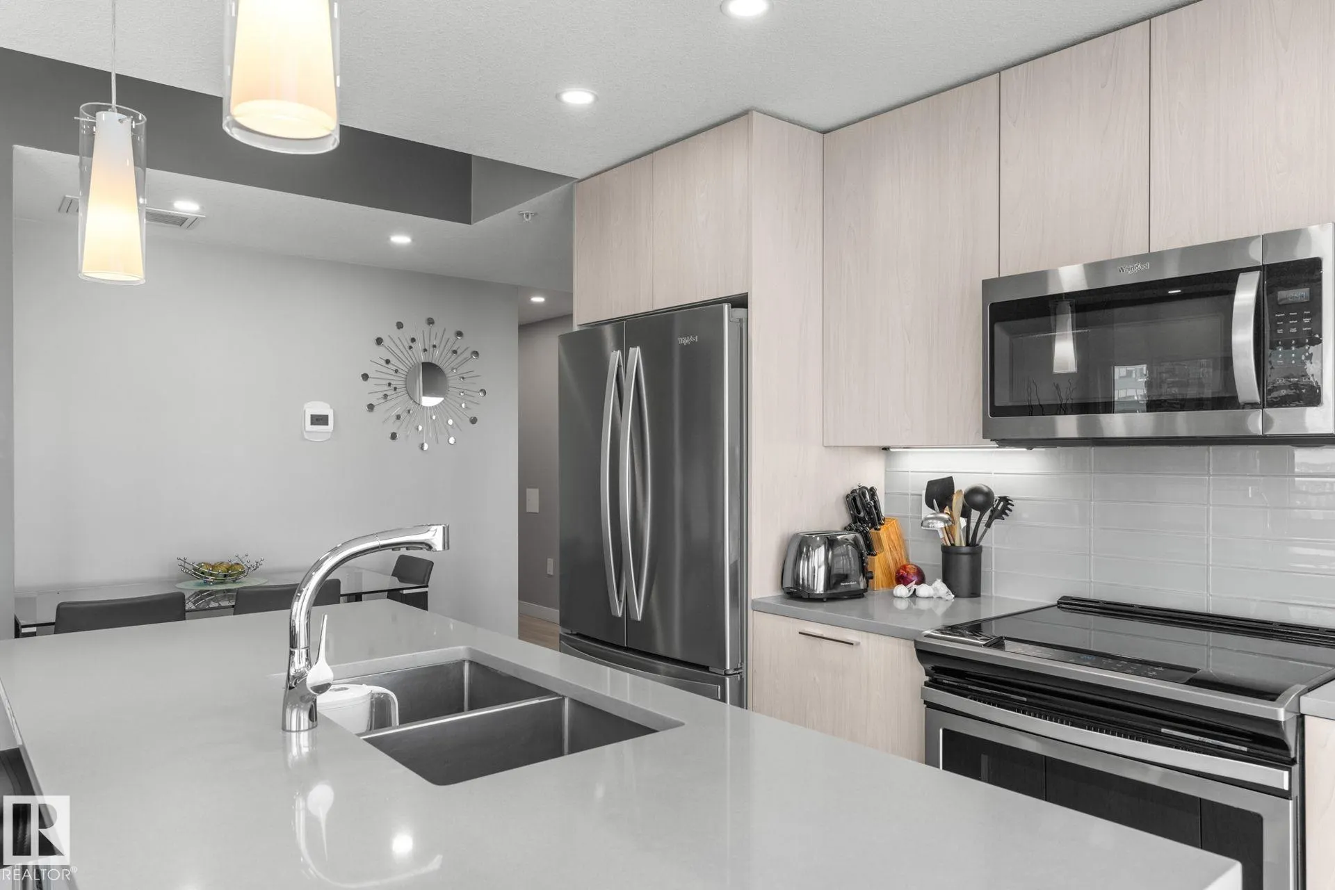 10180 103 Street