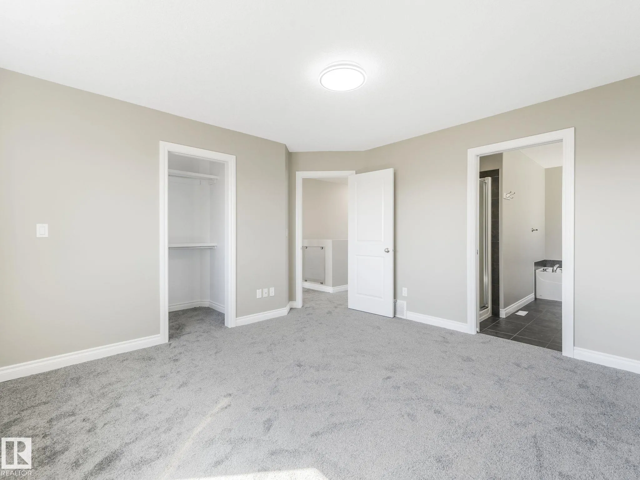 108 LAMPLIGHT Drive