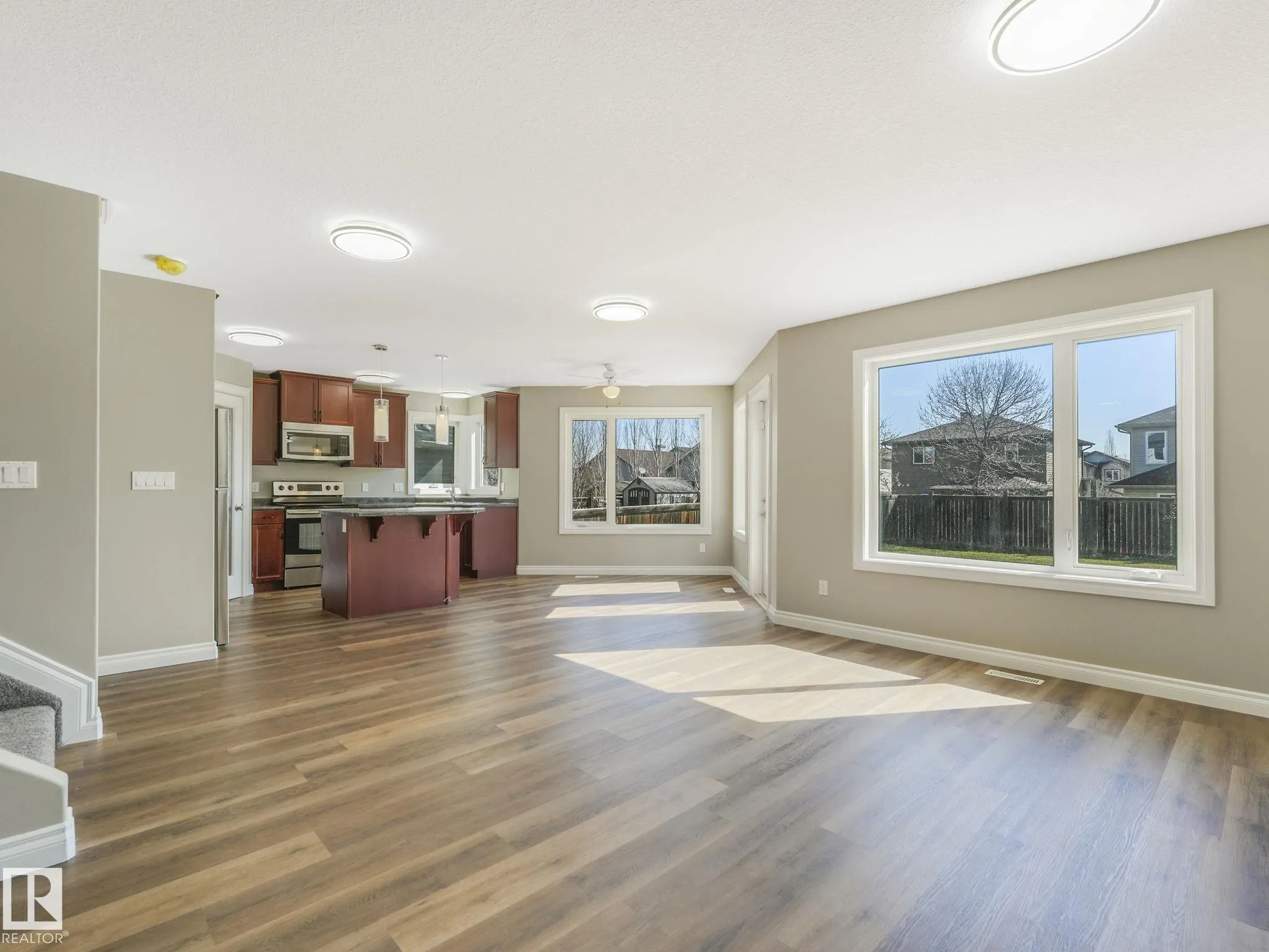 108 LAMPLIGHT Drive