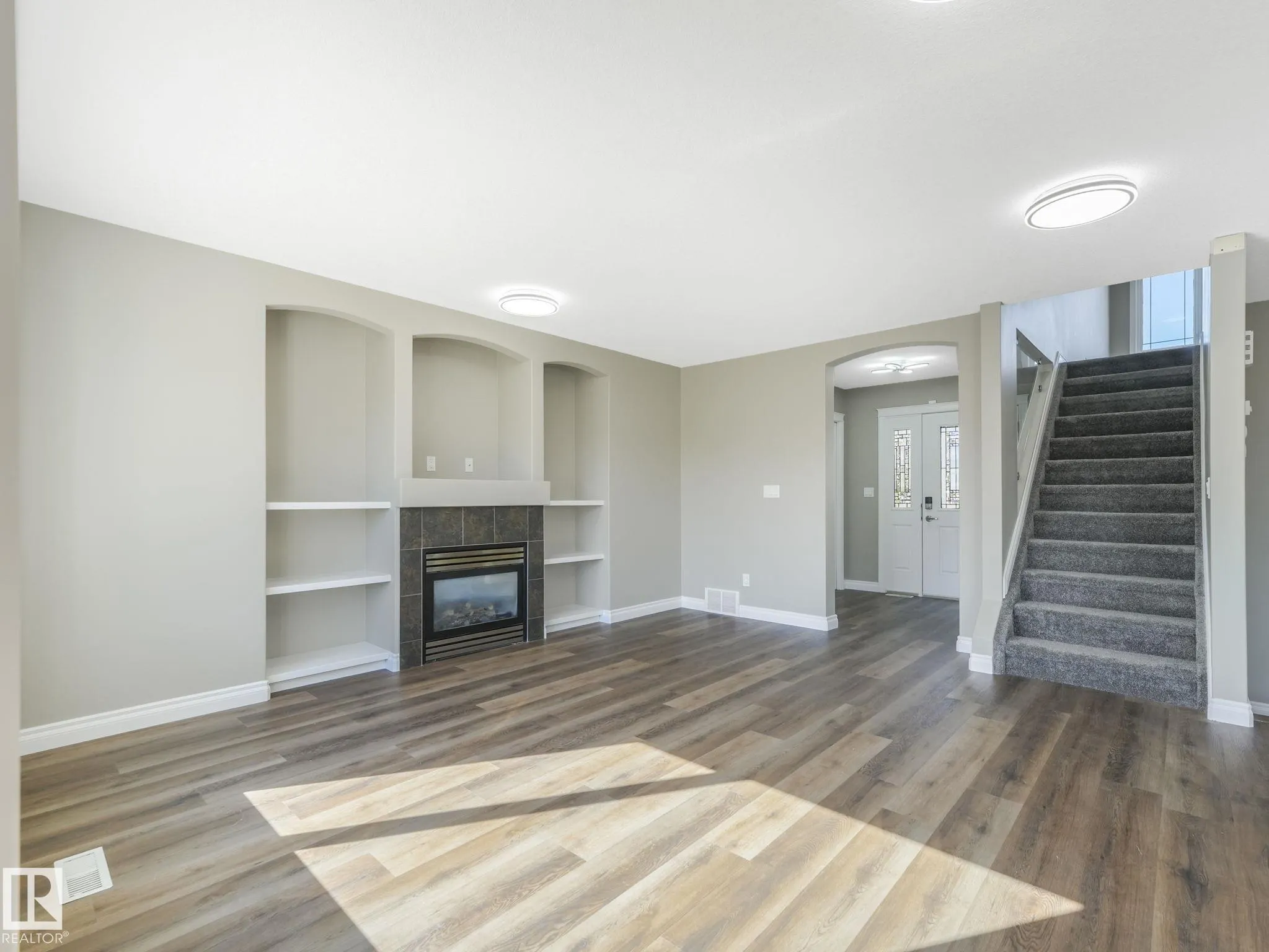 108 LAMPLIGHT Drive