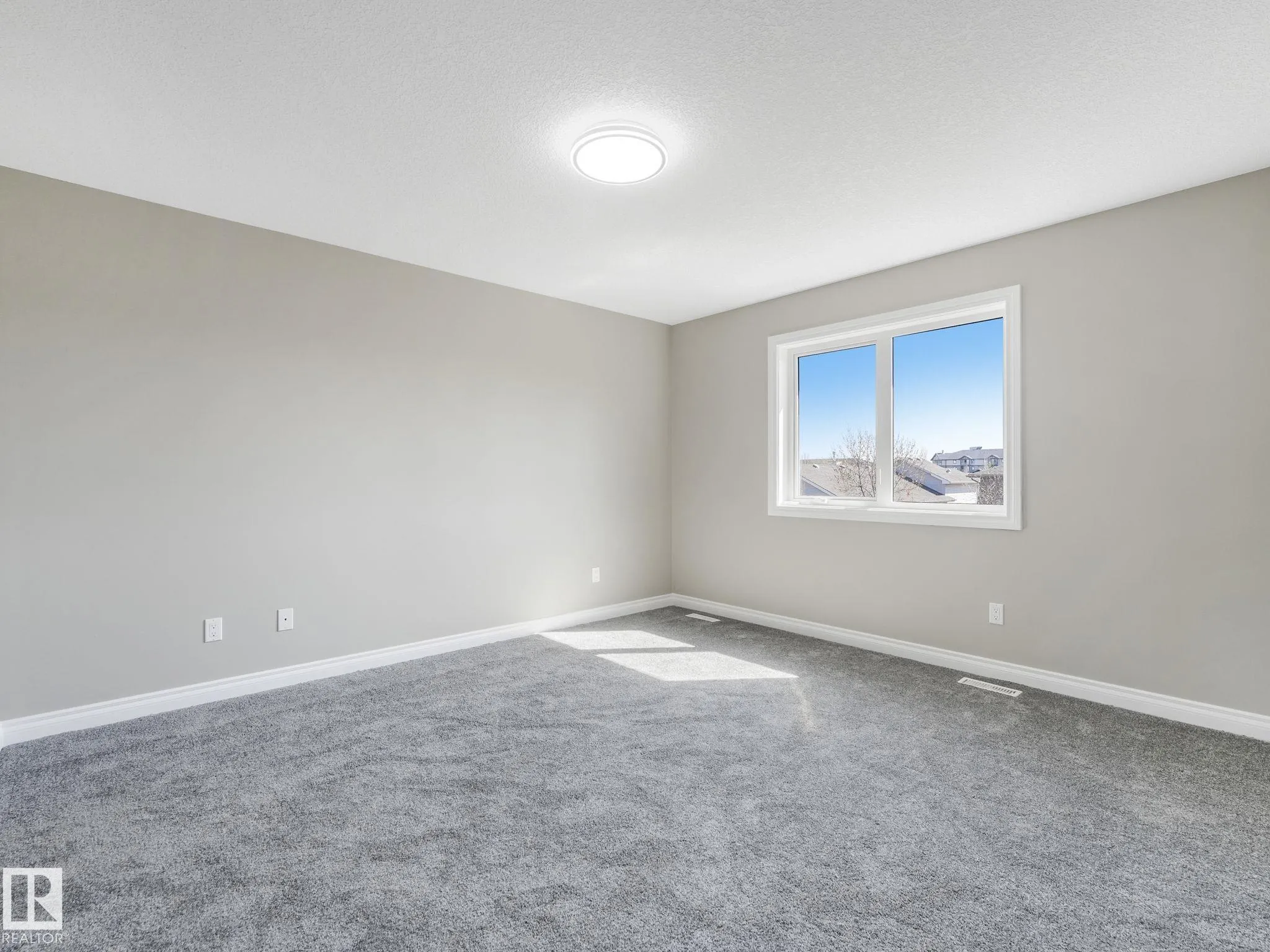 108 LAMPLIGHT Drive