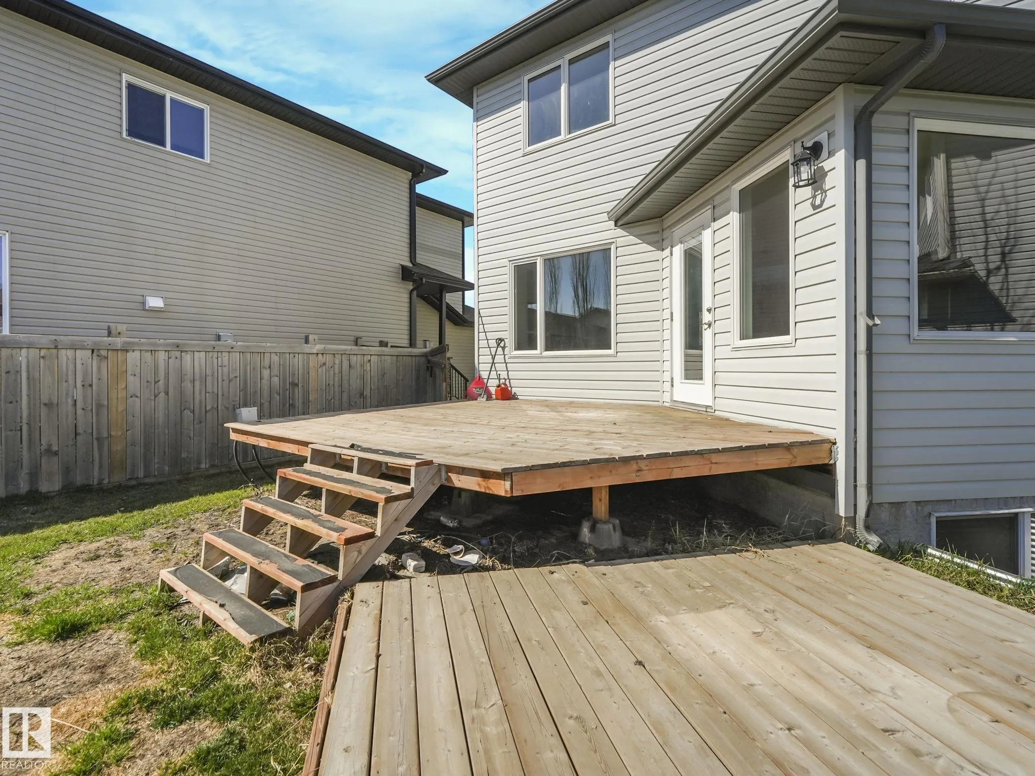 108 LAMPLIGHT Drive