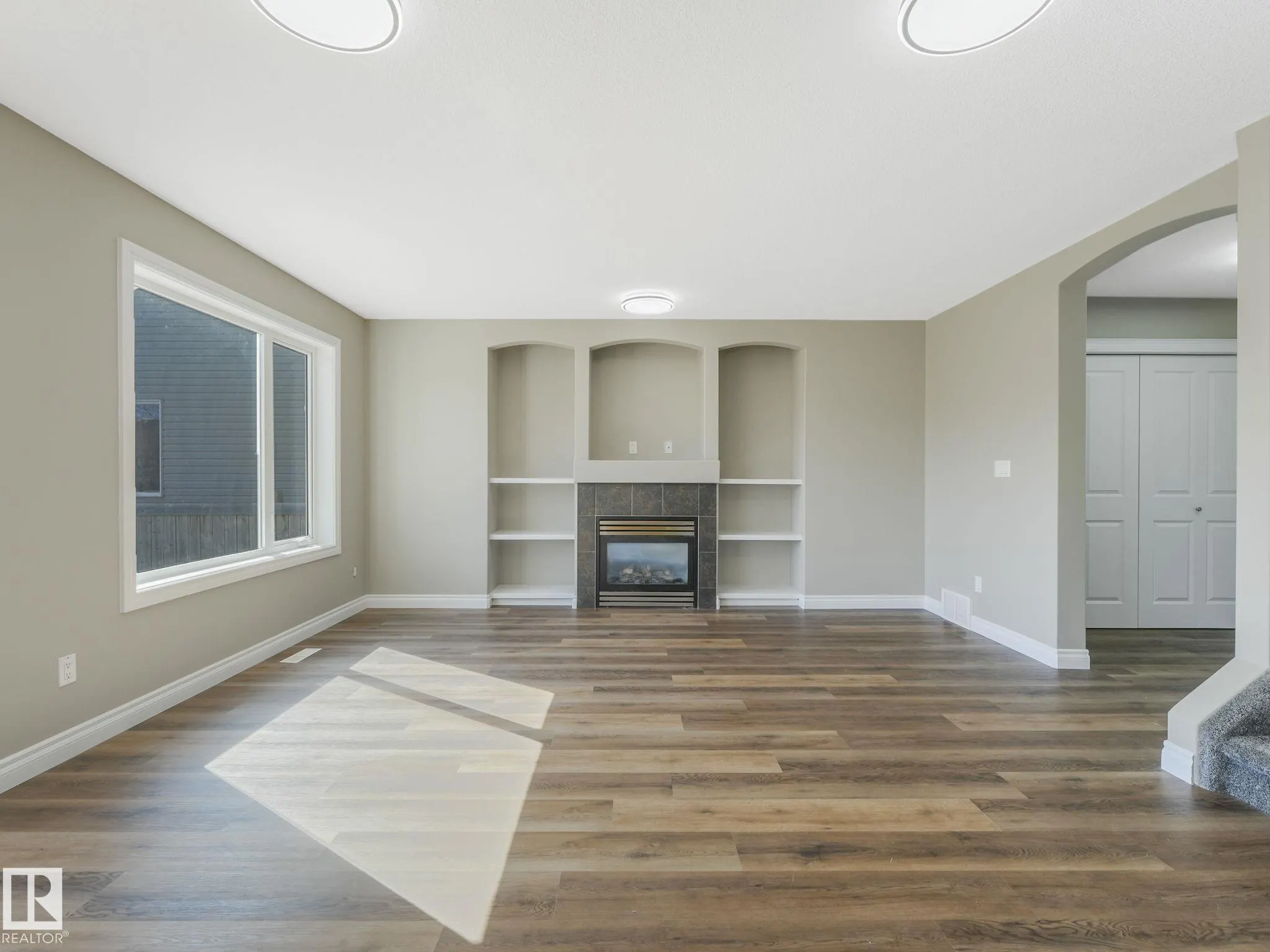 108 LAMPLIGHT Drive