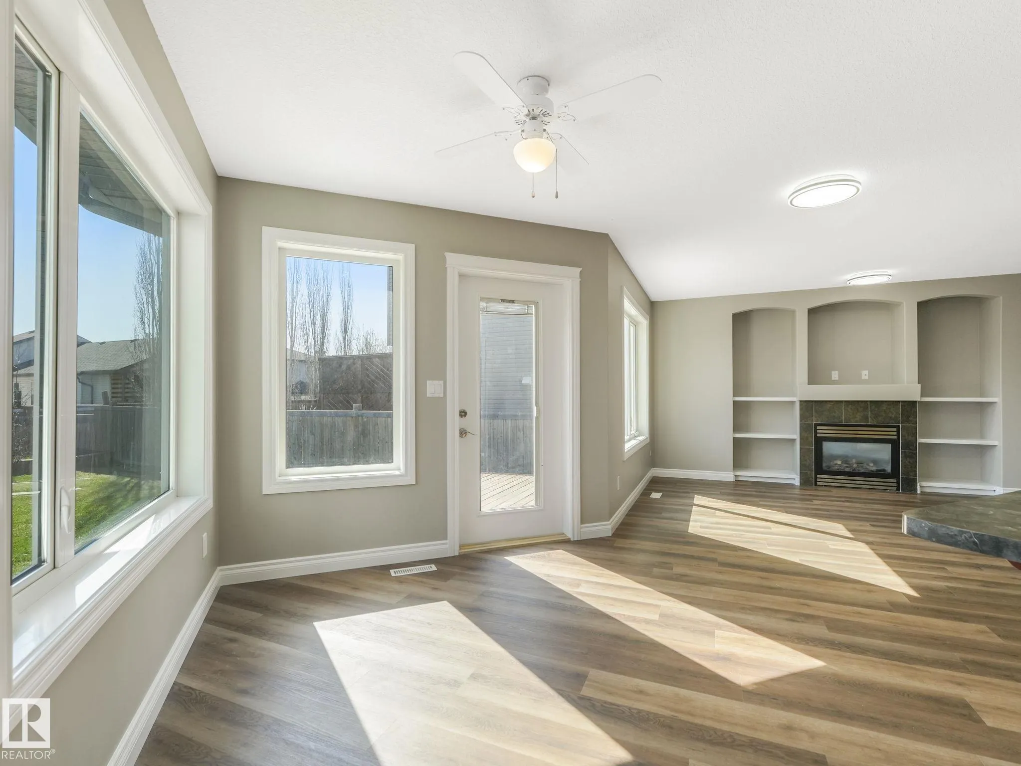 108 LAMPLIGHT Drive