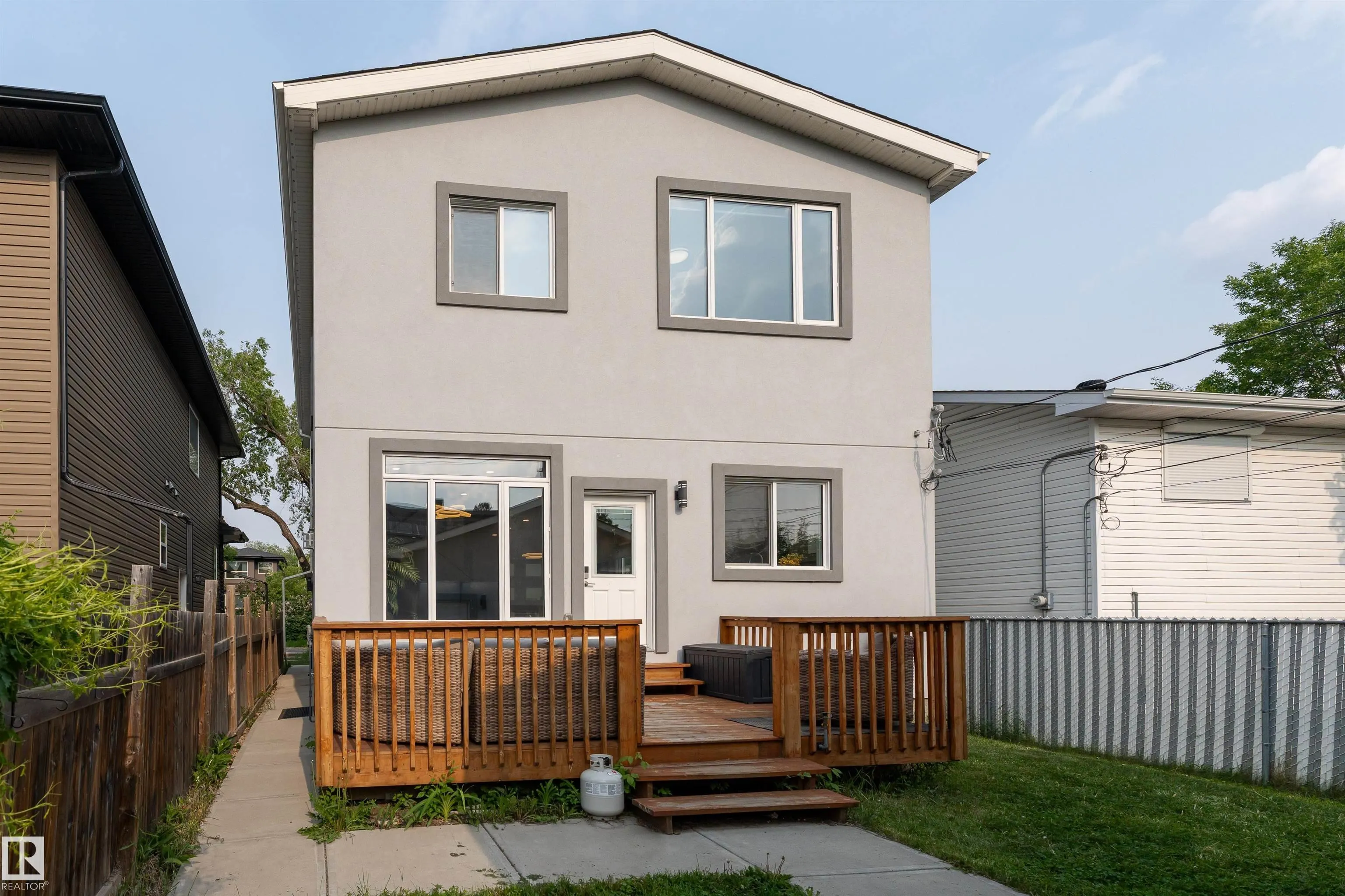 7306 106 Street