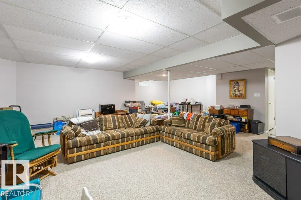 41 IRONWOOD Drive