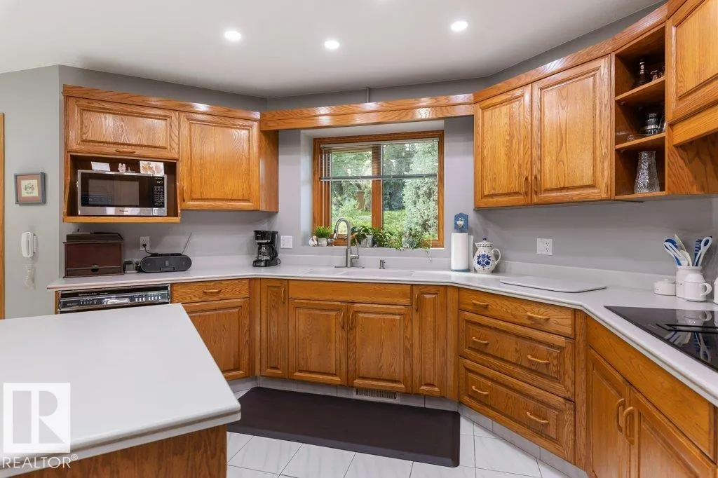41 IRONWOOD Drive