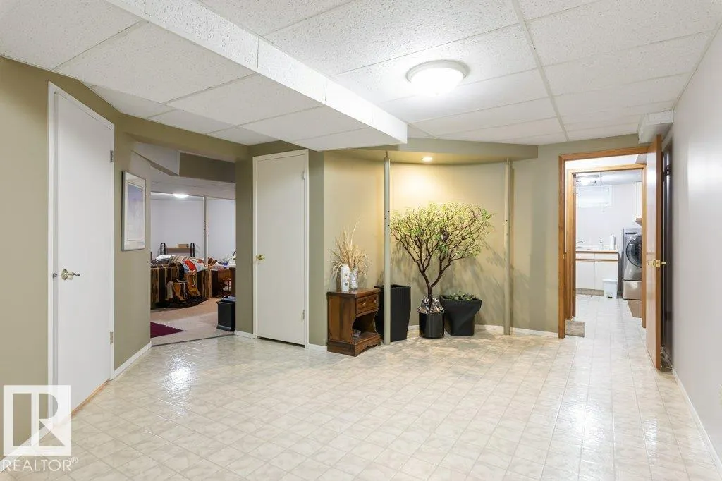 41 IRONWOOD Drive