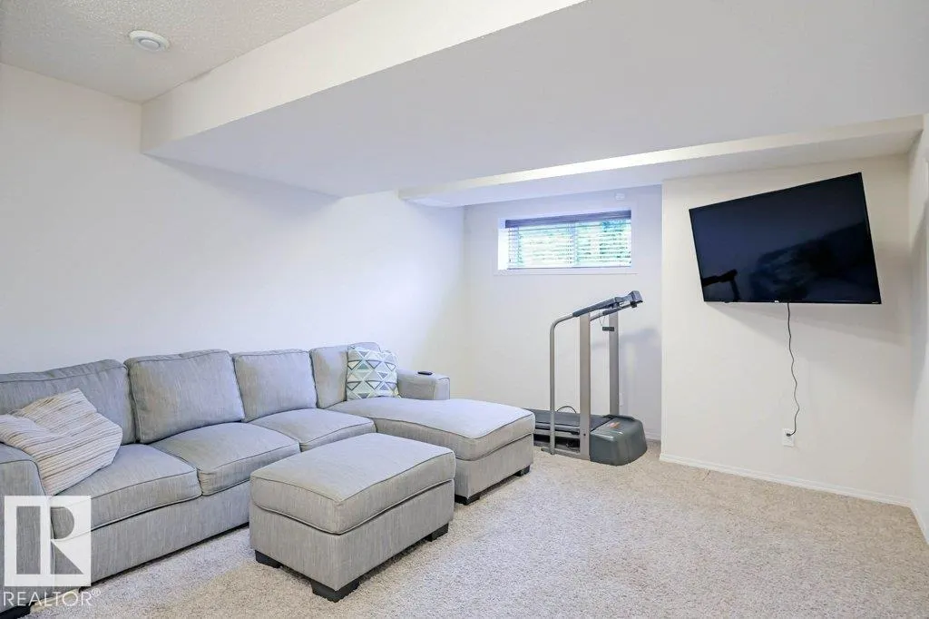 12 ARALIA Cove
