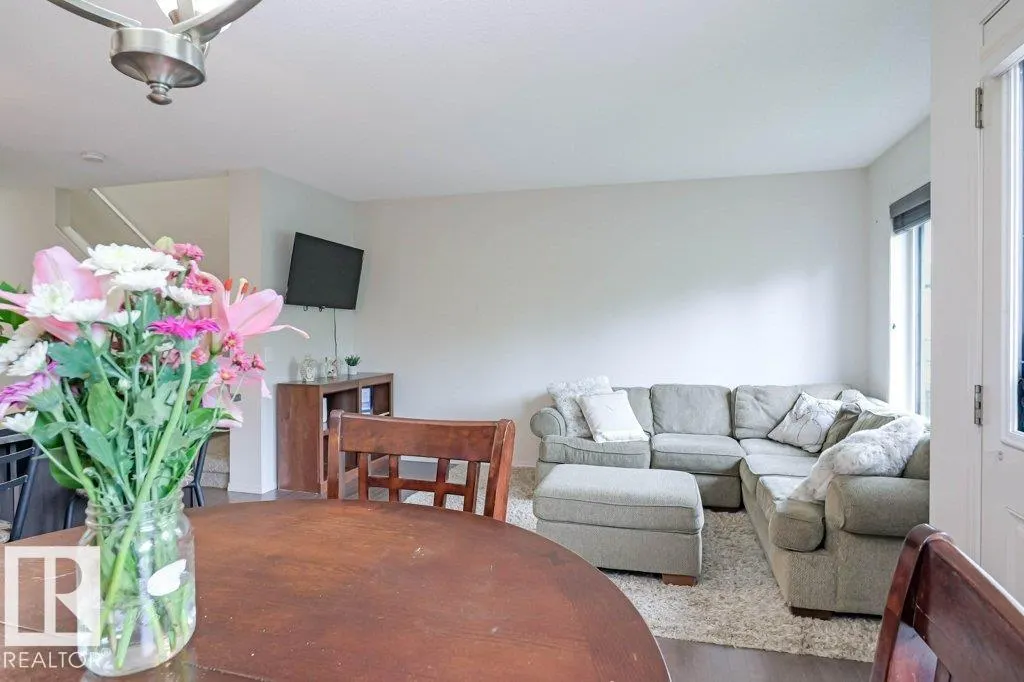 12 ARALIA Cove
