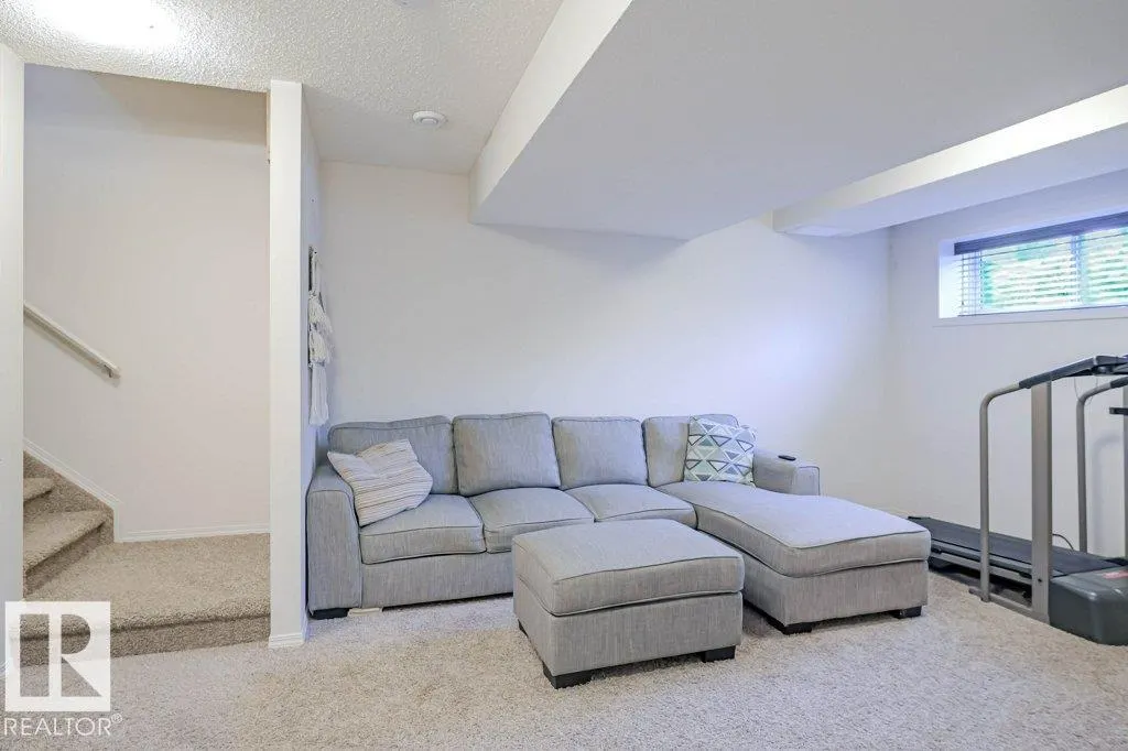 12 ARALIA Cove