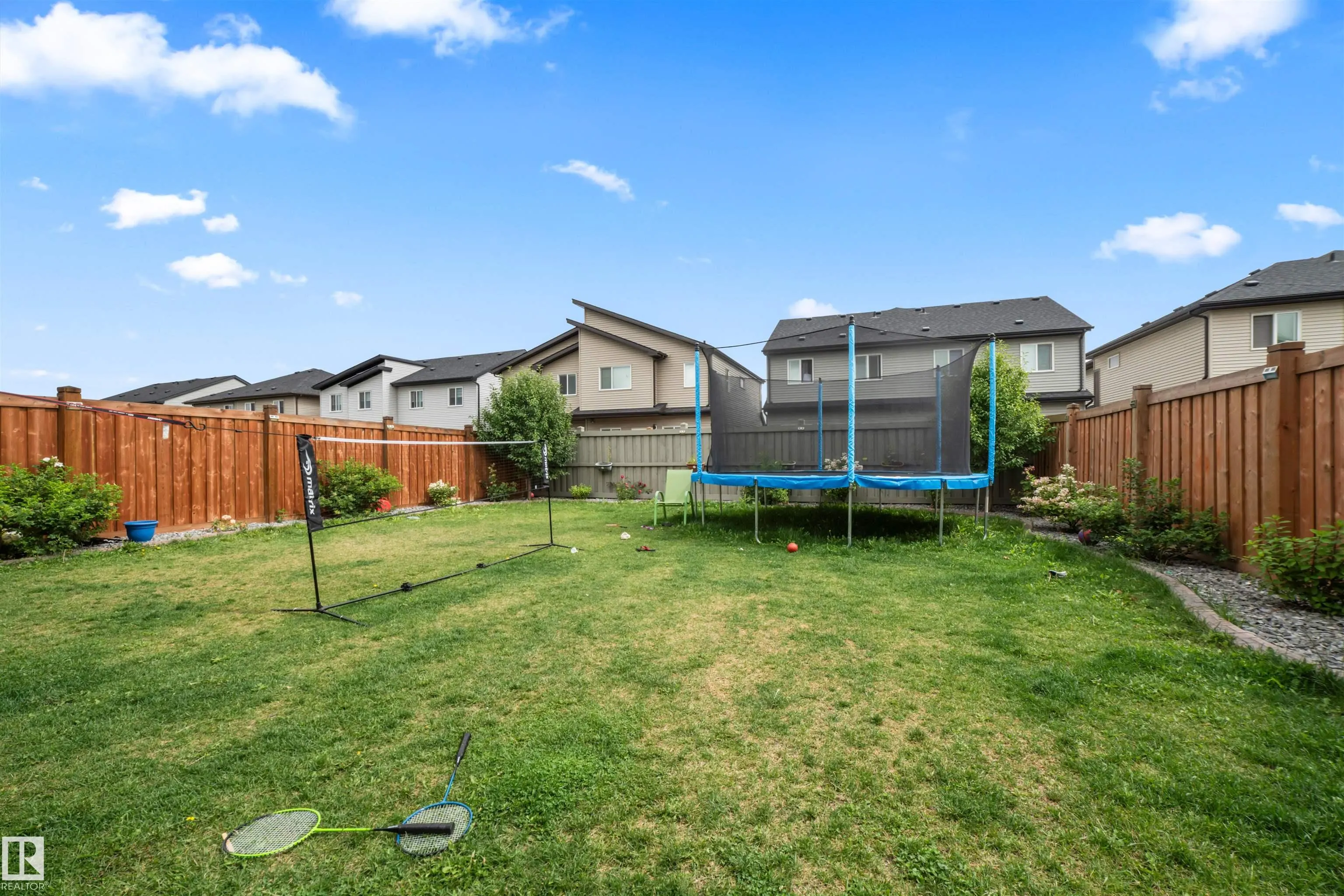 7414 Chivers Crescent SW