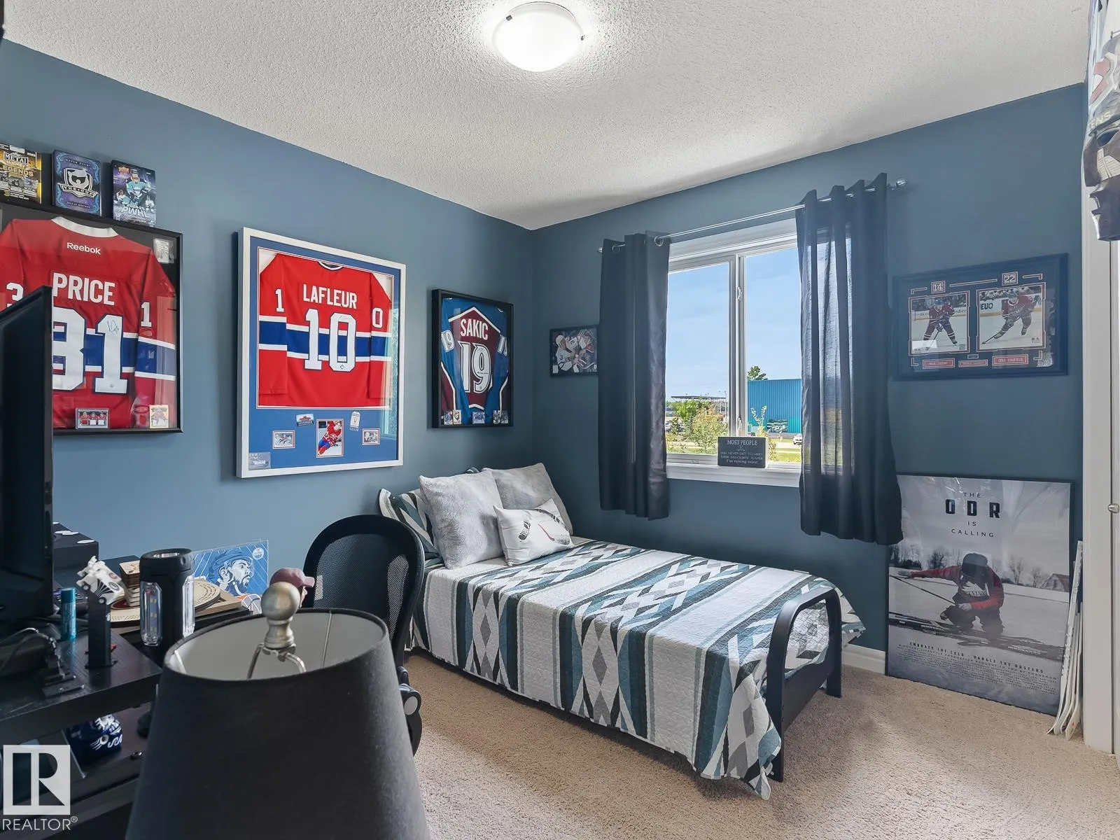 57 MEADOWLAND Crescent