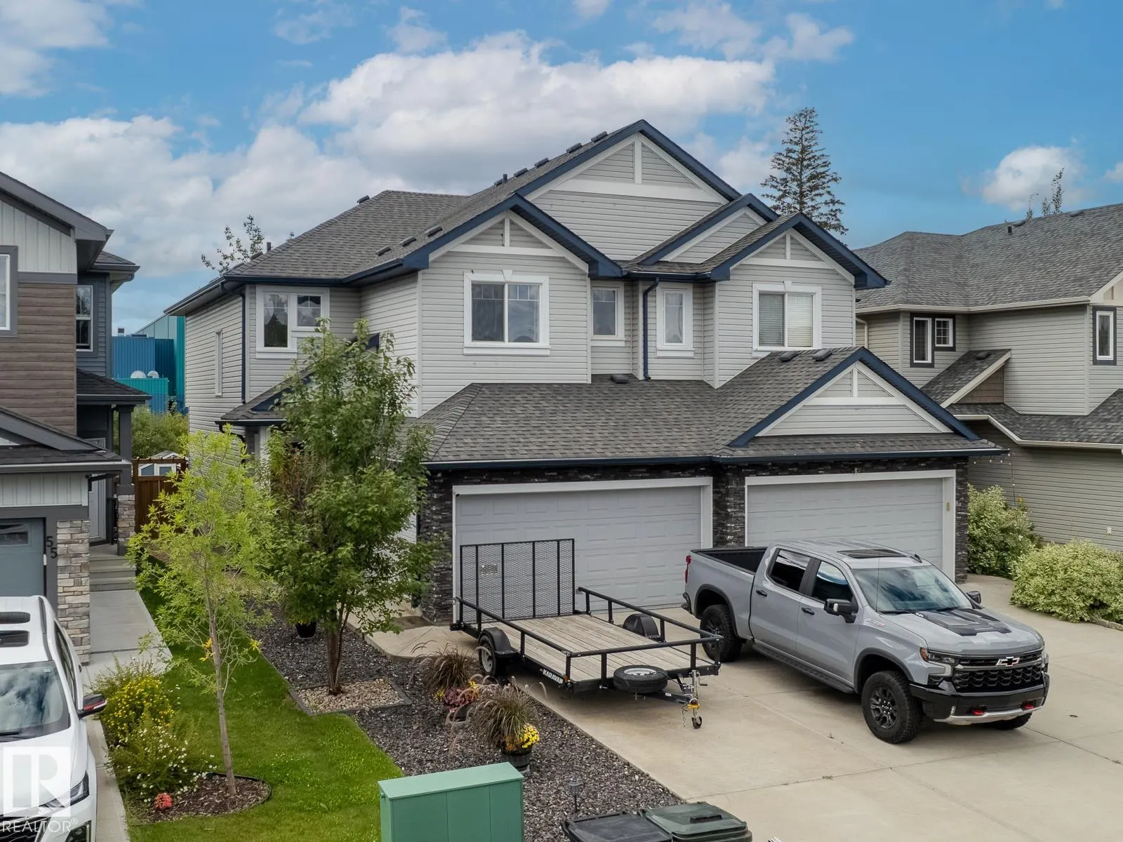 57 MEADOWLAND Crescent