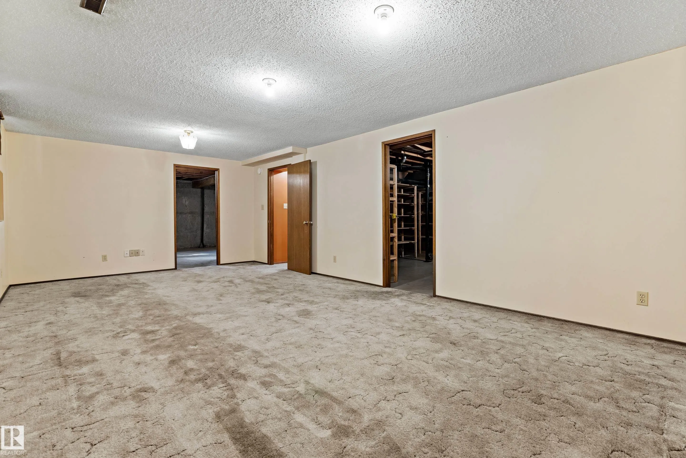 9905 80 Street