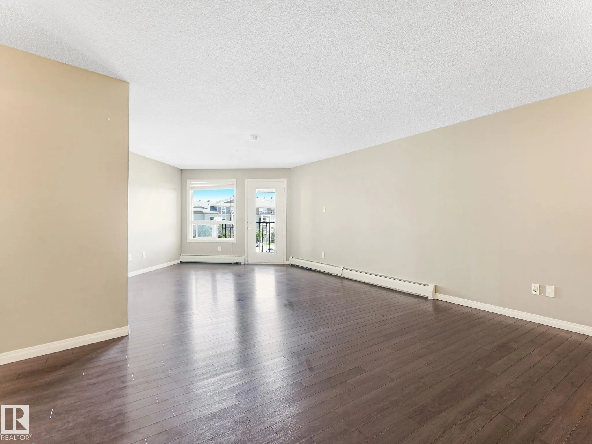7327 SOUTH TERWILLEGAR Drive