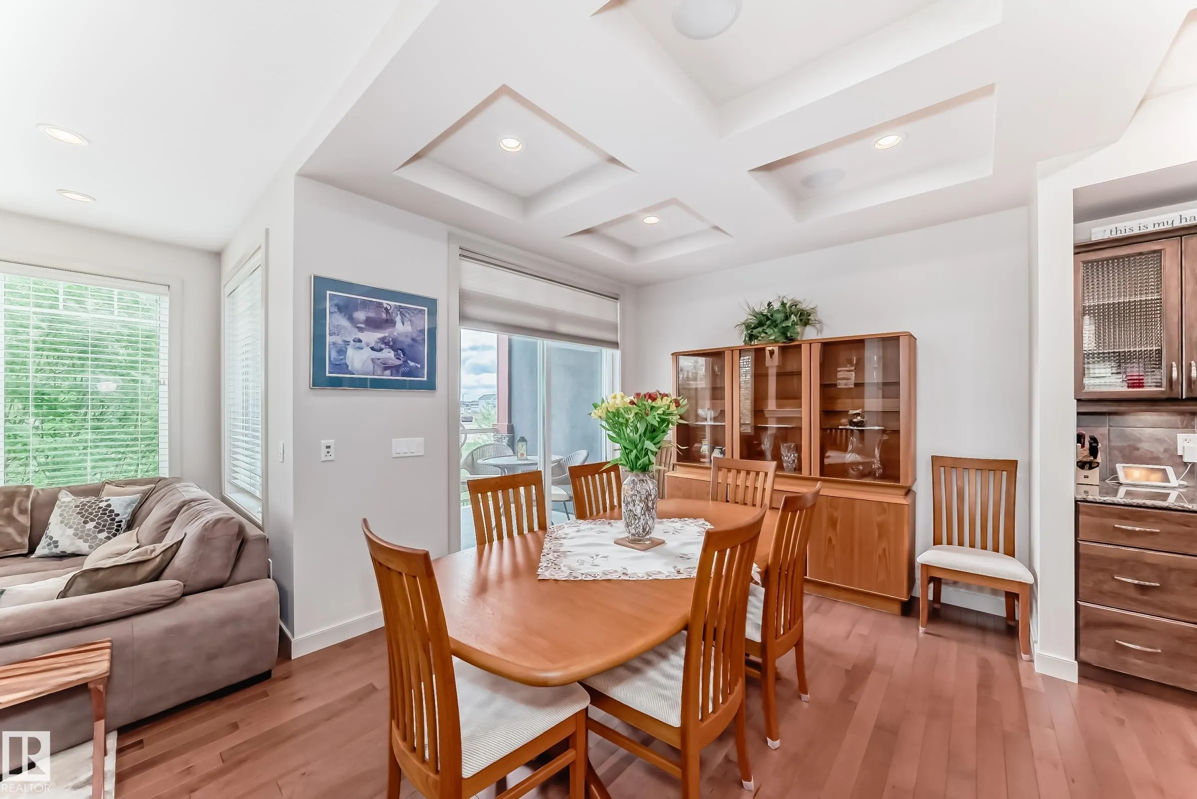 1673 JAMES MOWATT Trail