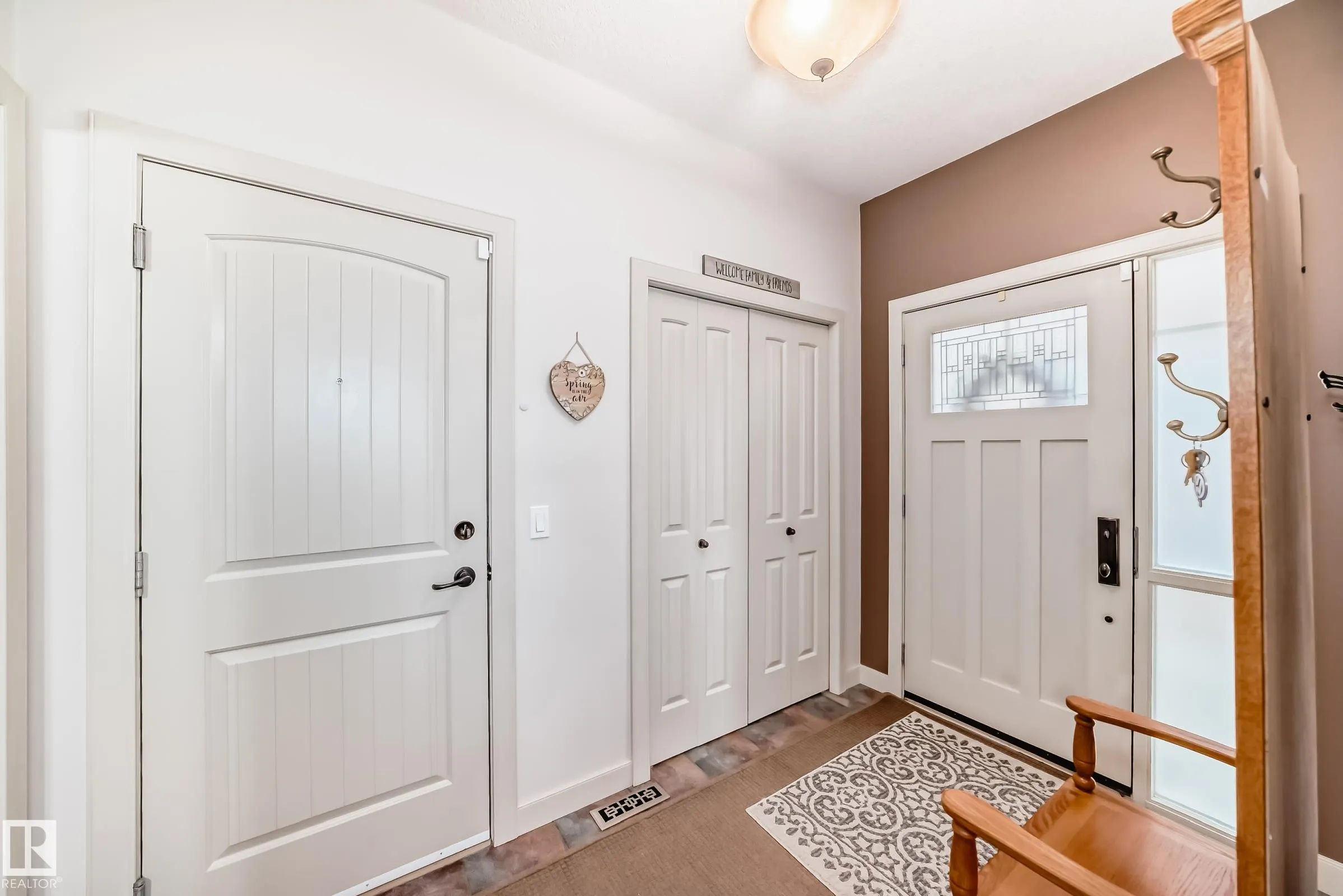 1673 JAMES MOWATT Trail